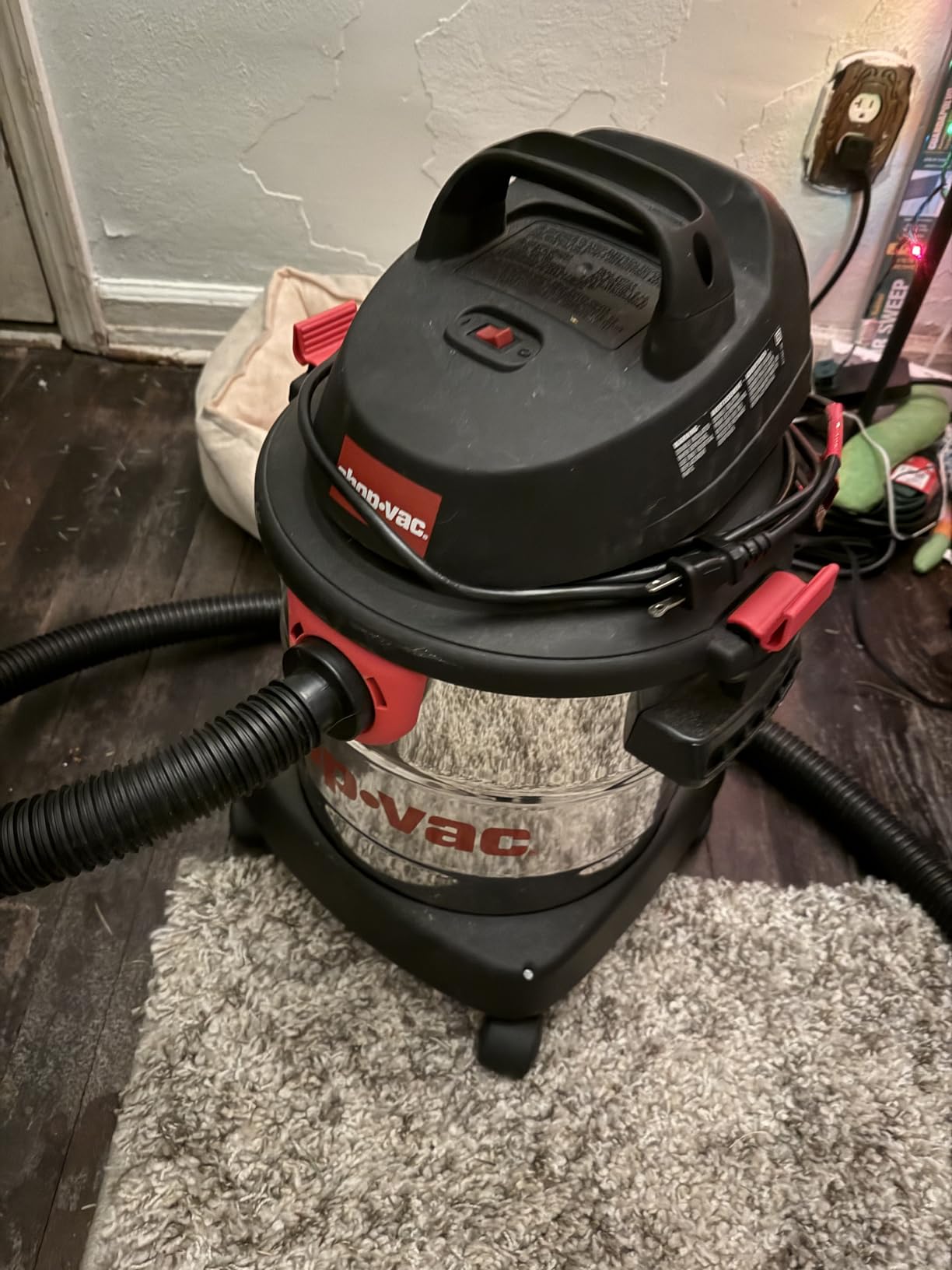 Shop-Vac 5989305 5 Gallon 4.5 Peak HP Wet/Dry Vacuum with Blower Function customer photo 1