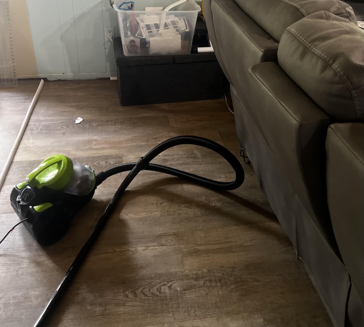 Bissell 2156A Zing Canister Bagless Vacuum customer photo 1