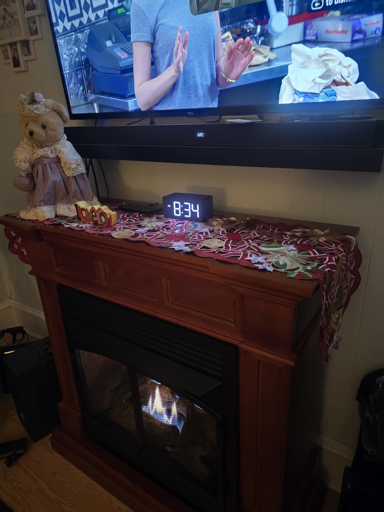 Duluth Forge Dual Fuel Ventless Gas Fireplace with Mantel - 32,000 BTU, T-Stat Control, Apple Spice Finish - Model# DFS-400T-2AS customer photo 1