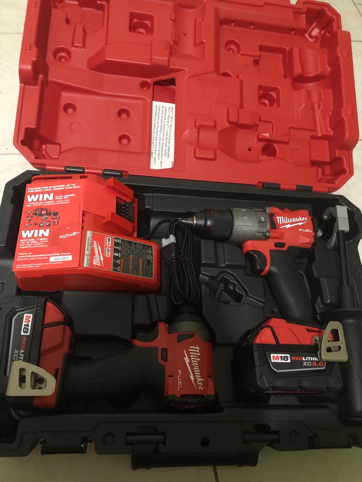 Milwaukee Electric Tools 2997-22 Hammer Drill/Impact Driver Kit customer photo 2