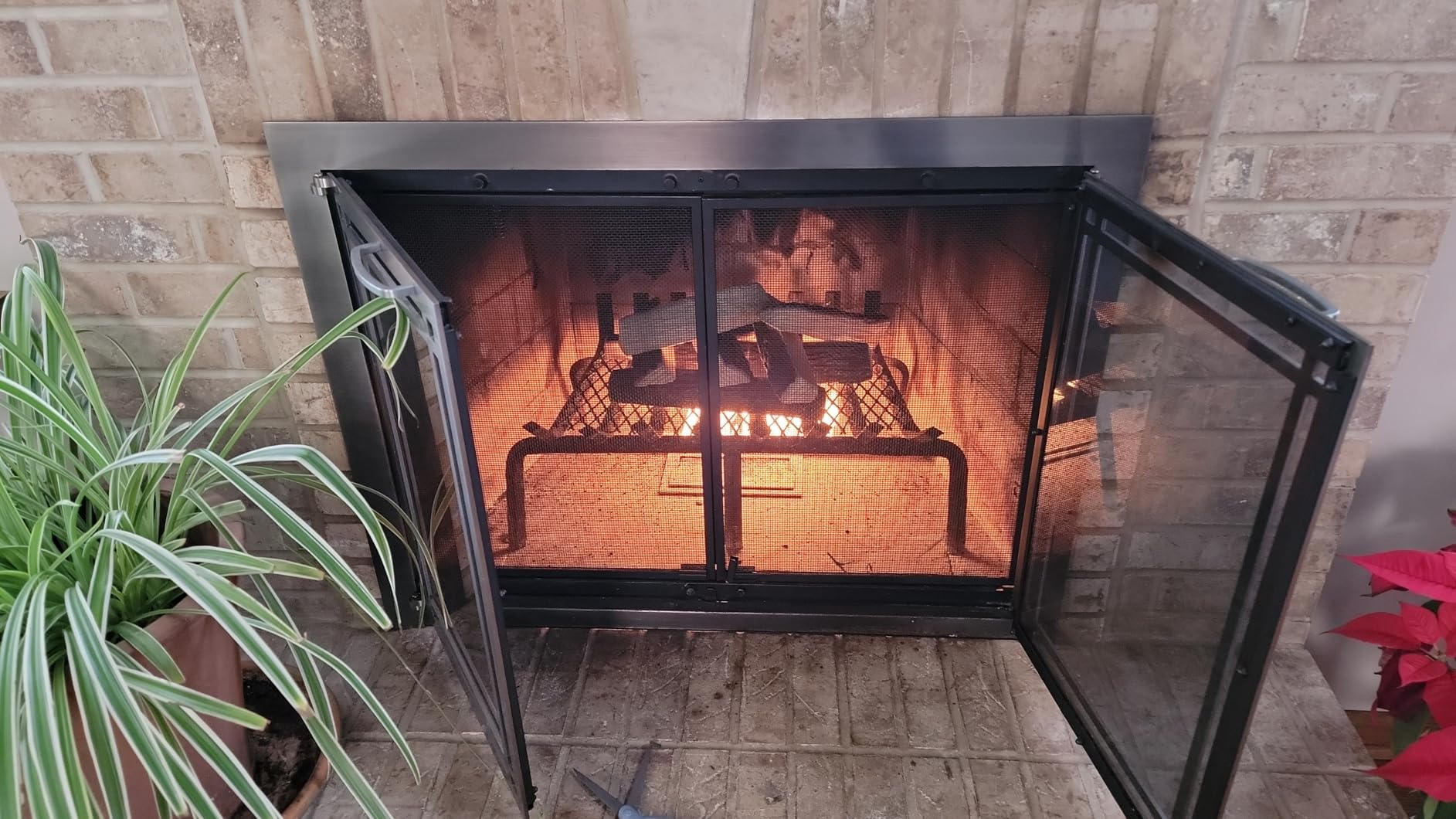 Barton 10-Piece Ceramic Gas Fireplace Logs, Realistic Wood-Look Stackable Log Set for Vented Fireplaces, Fire Pits & Fireplace Inserts customer photo 2