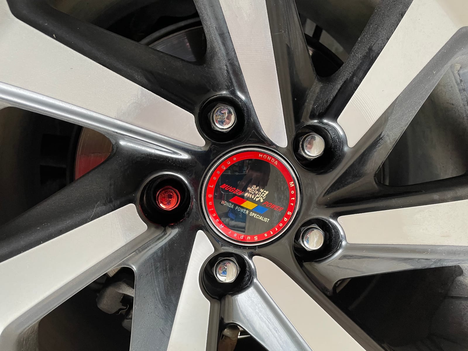 White Knight 40700SMBT Matte Black M12x1.5 Spline Pattern Wheel Lock (Random Lock Pattern) 4 Pack customer photo 2
