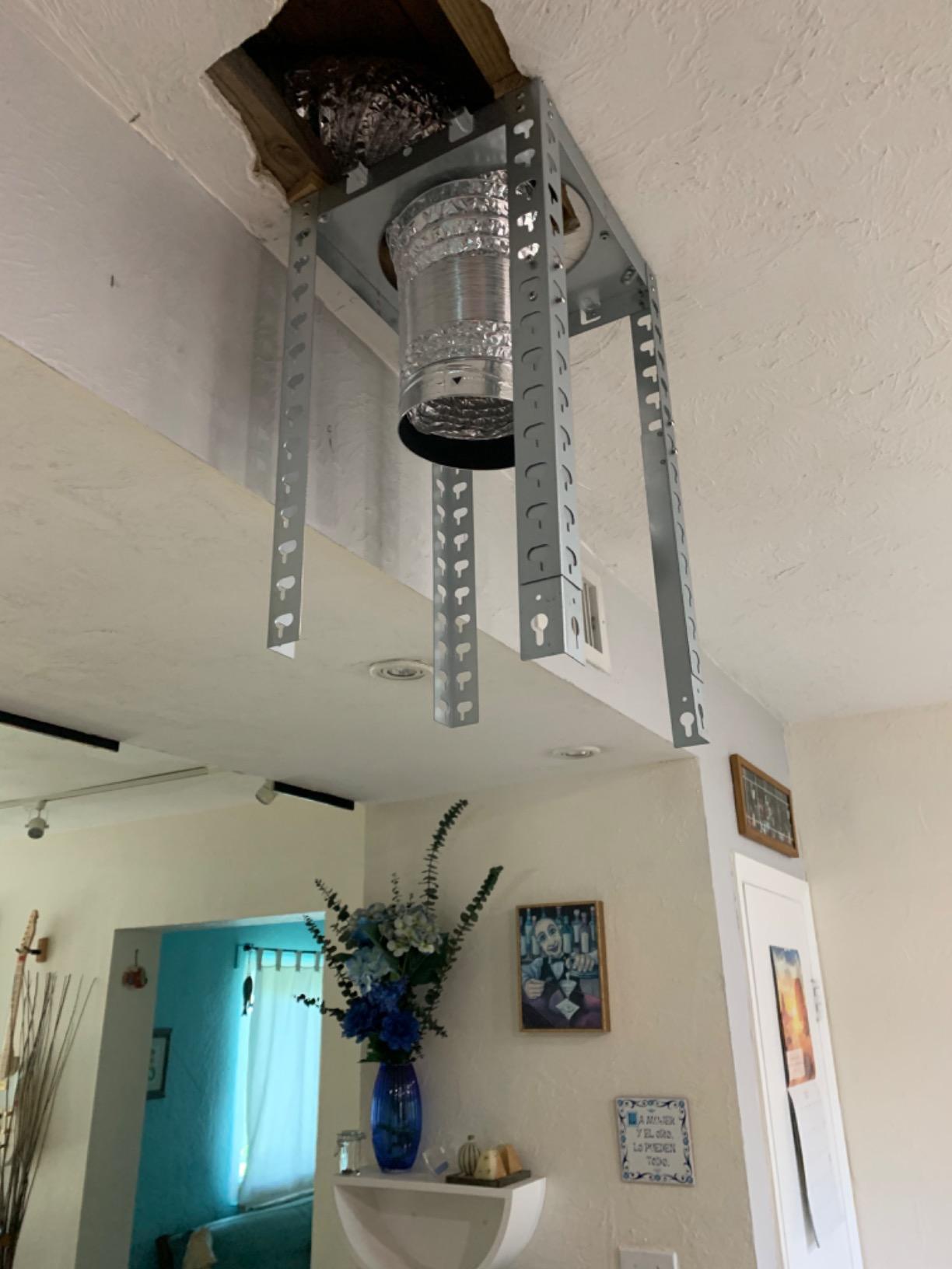 Winflo 30 In. Convertible Stainless Steel Glass Island Range Hood with Stainless Steel Baffle Filters customer photo 1