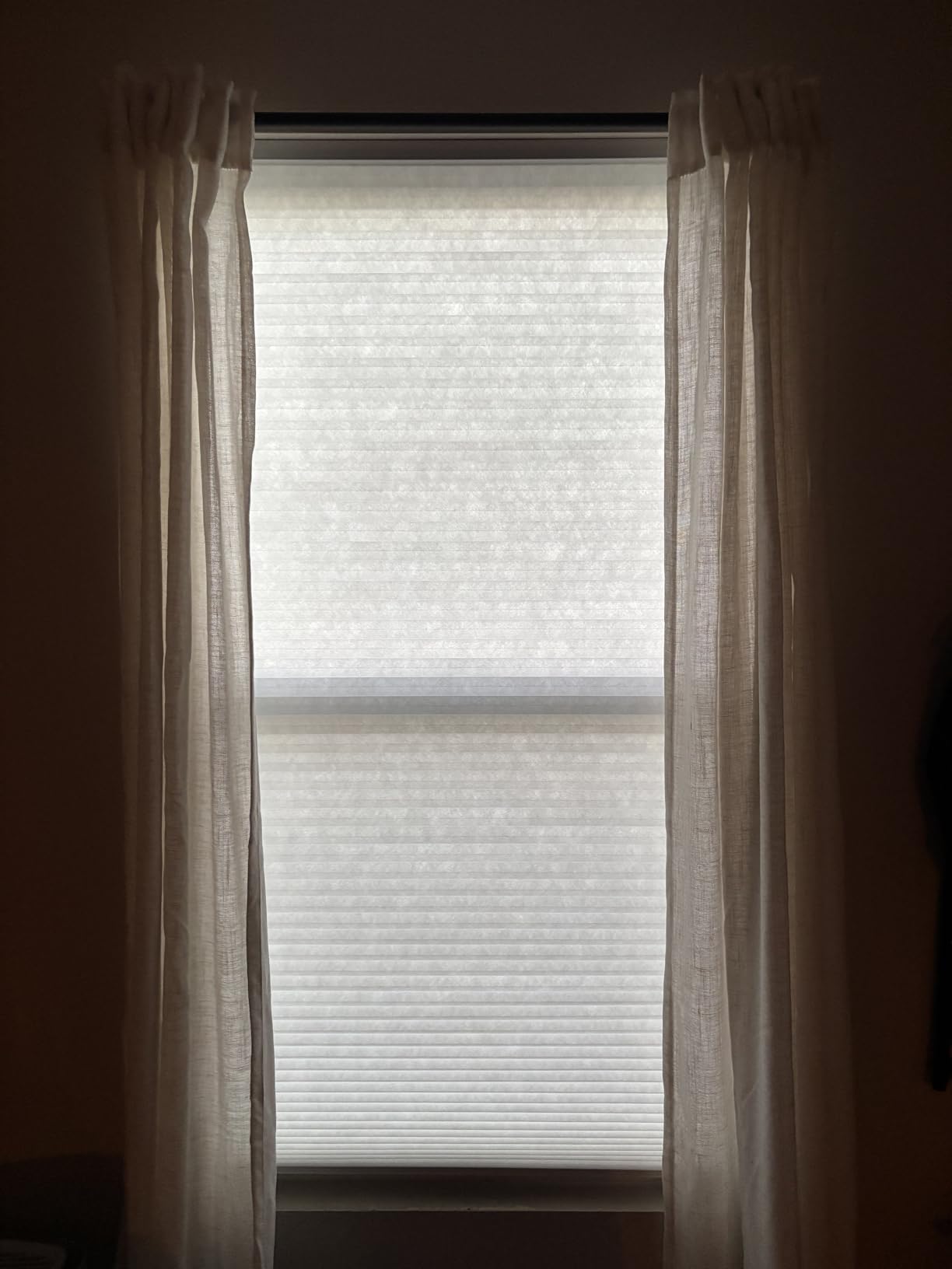 BlindsAvenue Cordless Cellular Shade, White, 34
