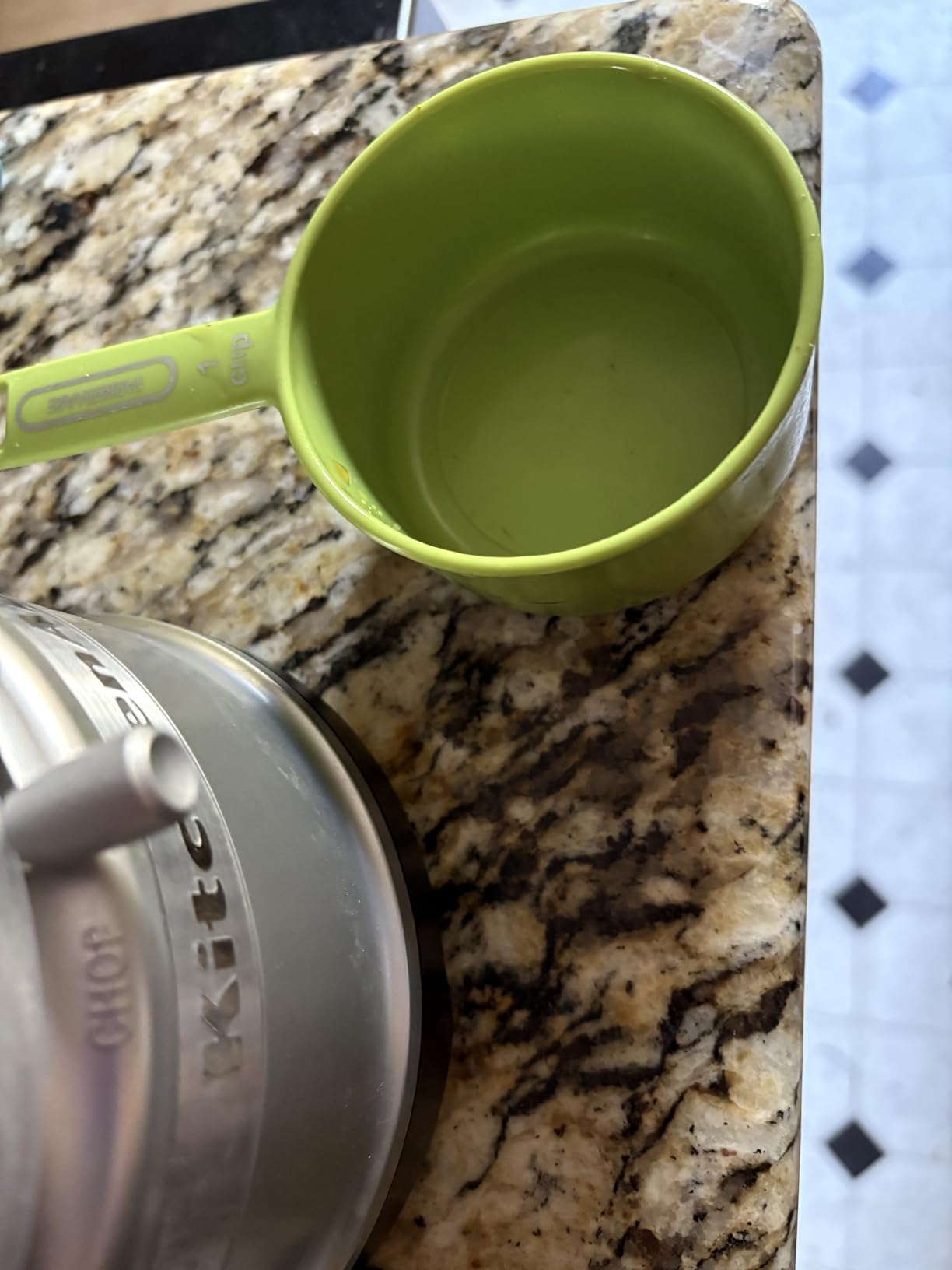 FARBERWARE 5-Piece Measuring Cup Set with Coffee Scoop, Durable Plastic Nesting Measuring Cups with Easy-Read Markings, BPA-Free, Dishwasher Safe customer photo 1