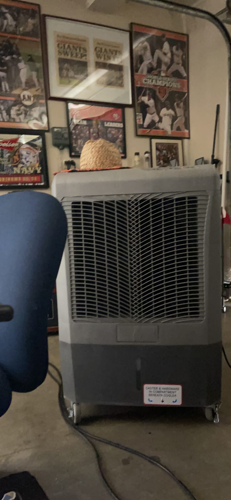Hessaire MC37M Indoor or Outdoor Portable Oscillating Evaporative Swamp Air Cooler for 950 Square Feet of Space with Water Reservoir customer photo 1