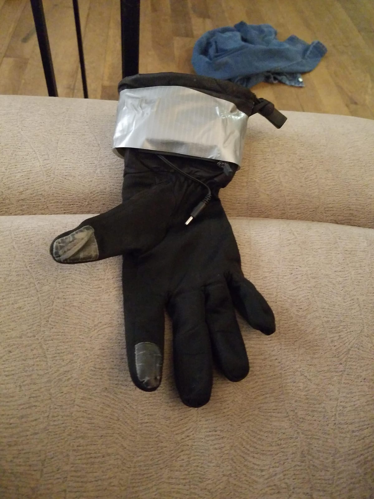 SNOW DEER Heated Glove Liners for Men and Women, Rechargeable Thin Gloves customer photo 1