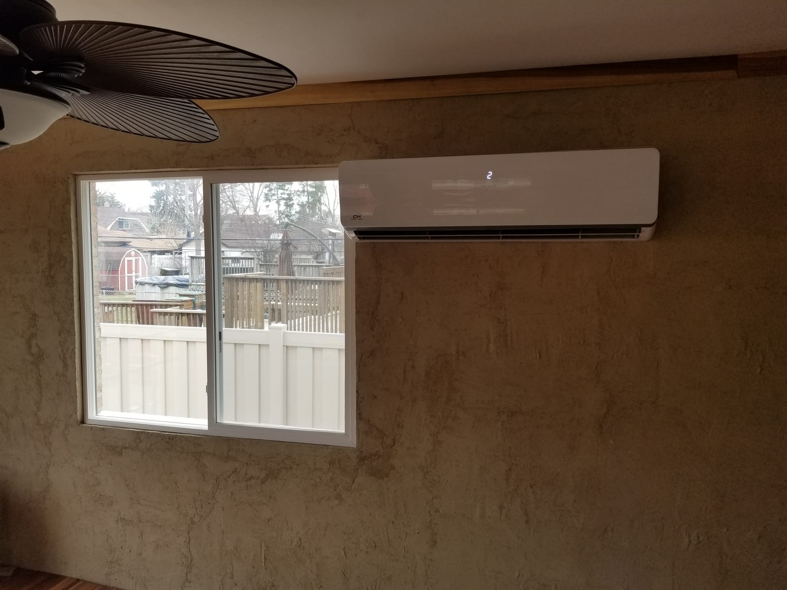Cooper & Hunter 24,000 BTU 230V Hyper Heat Mini Split, 22.3 SEER2 customer photo 2