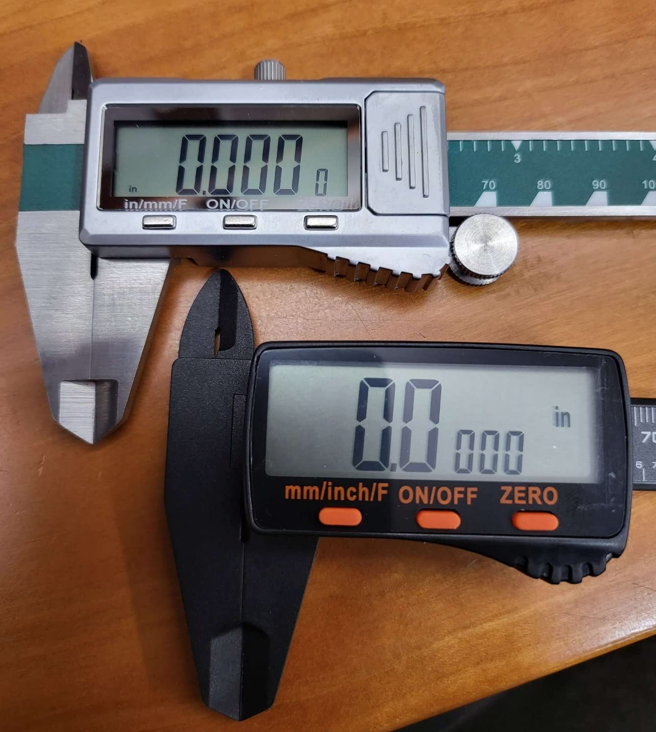 WEN 10761 Electronic 6.1-Inch Digital Caliper with LCD Readout and Storage Case customer photo 1