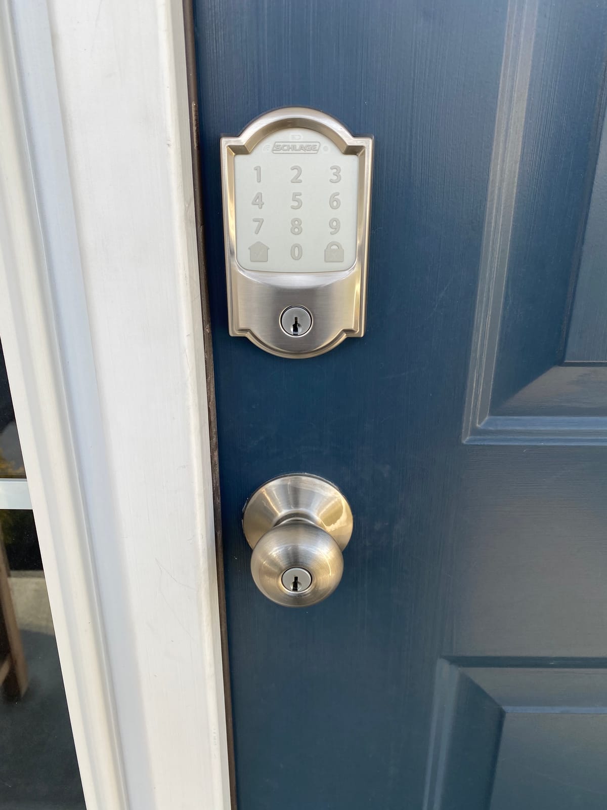 Schlage Encode Smart WiFi Deadbolt Lock with Century Trim, Satin Nickel customer photo 1