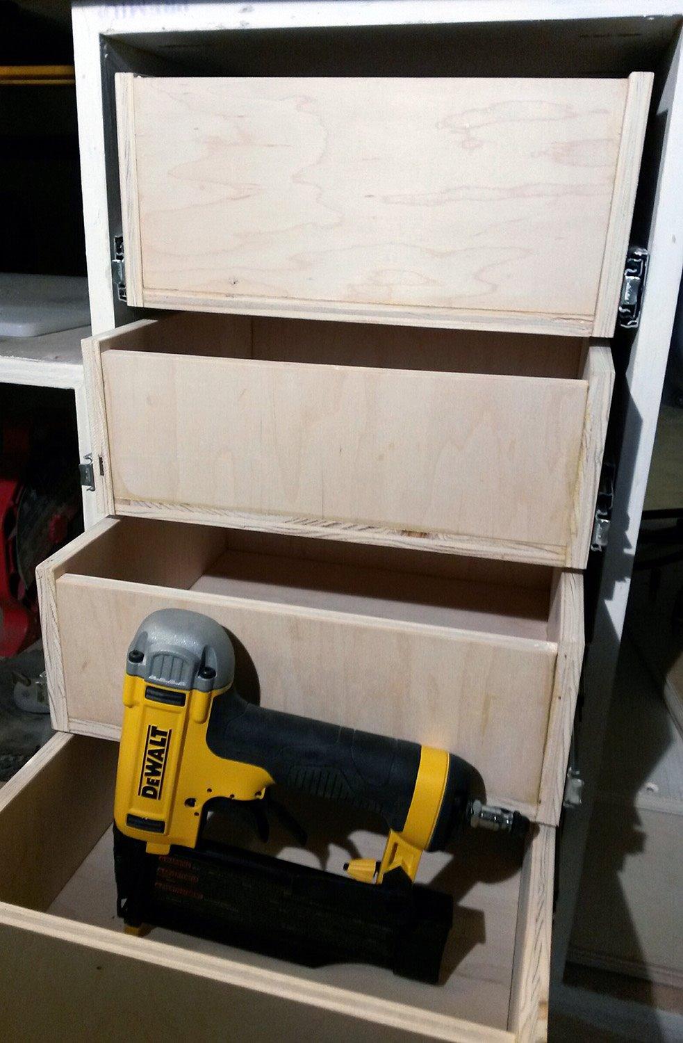 DEWALT Pin Nailer, 23 Gauge, 2-Inch (DWFP2350K) customer photo 2