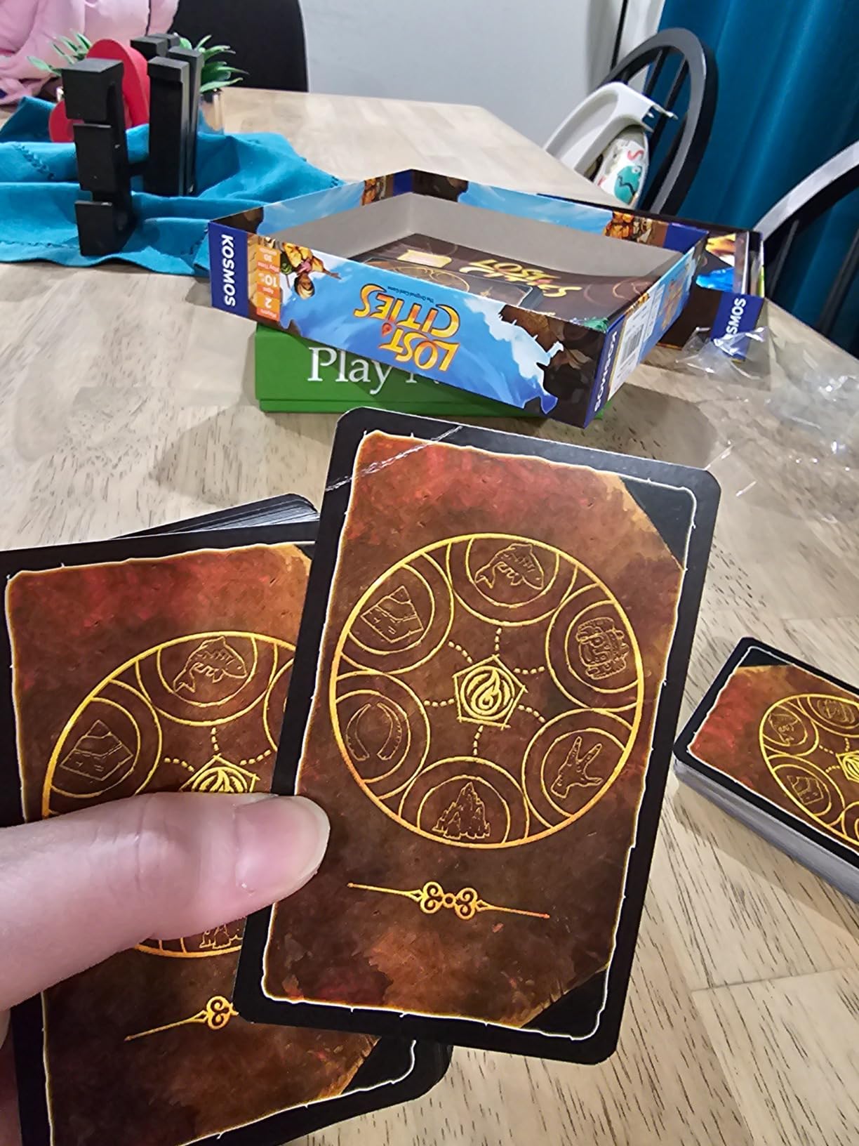 Lost Cities Card Game - with 6th Expedition | Two-Sided Board for Classic or New Edition | By Reiner Knizia | A Kosmos Game customer photo 2