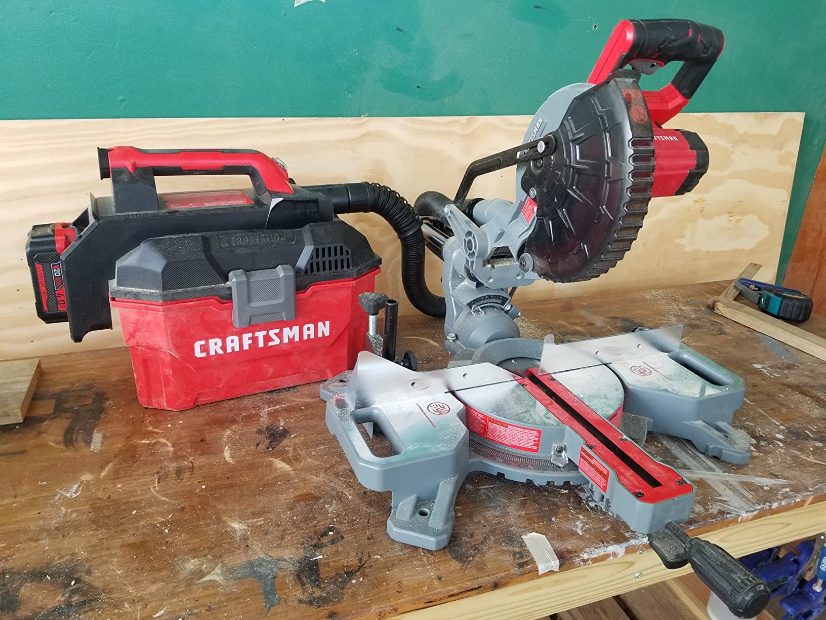 CRAFTSMAN V20 Cordless Sliding Miter Saw, 7-1/4 inch, Single Bevel, Battery and Charger Included (CMCS714M1) customer photo 2