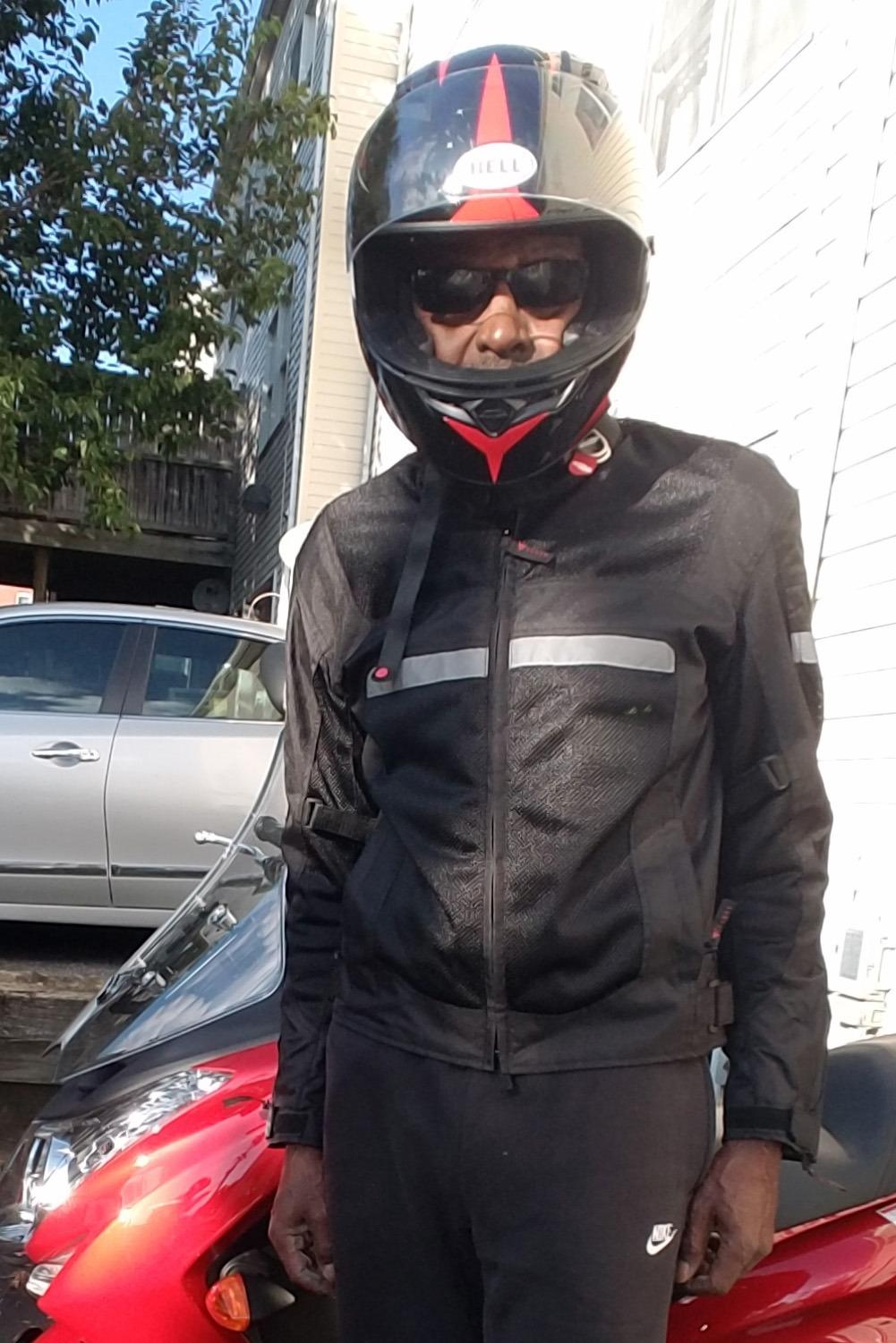 Vance Leather Mens Advanced All-Season Reflective Mesh & Textile Motorcycle Jacket w/CE Armor & Removable Liner customer photo 1