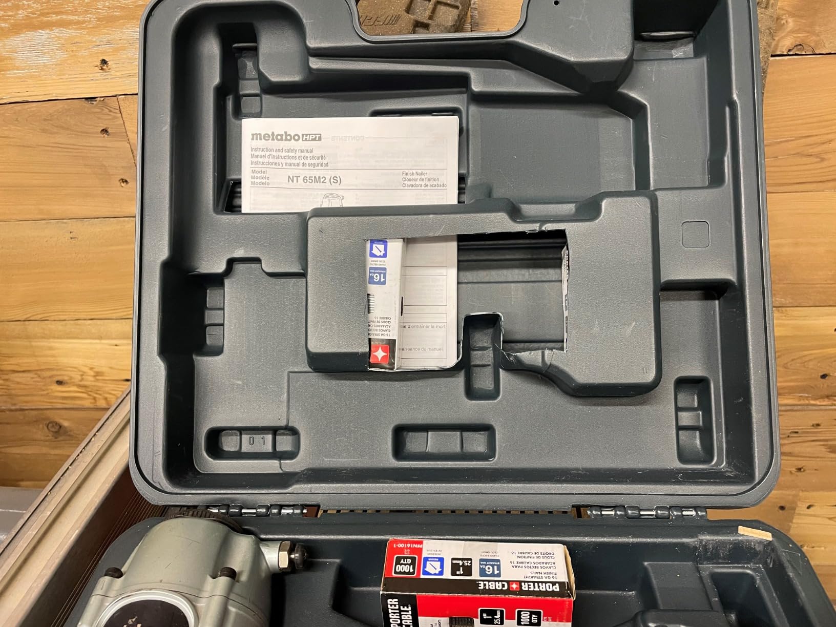 Metabo HPT 16 Gauge Finish Nailer, Lightweight 1-2.5in, NT65M2S customer photo 2
