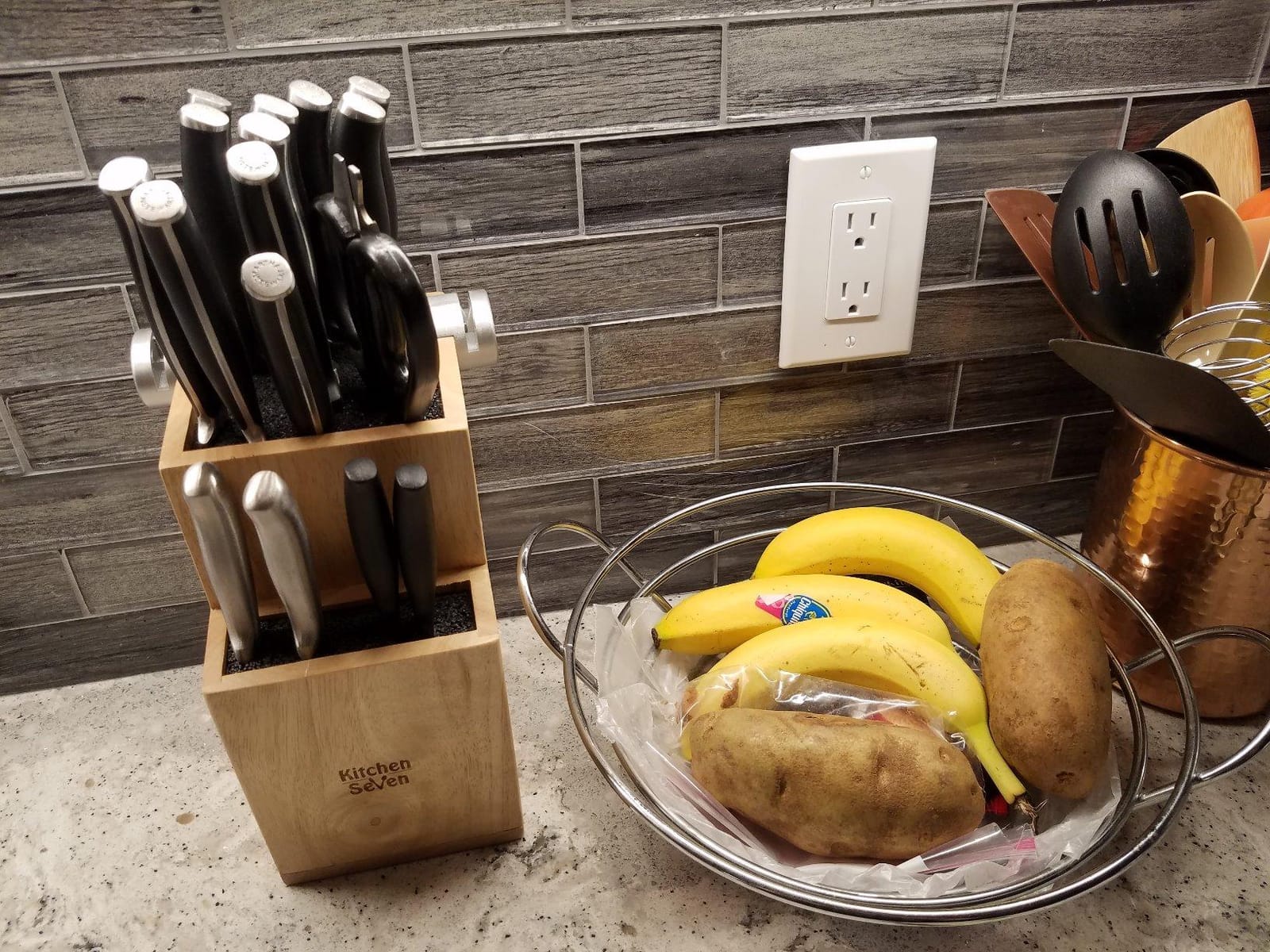 Bamboo Universal Knife Block - Knife Holder with 2 Built-In Knife Sharpeners - 2-Tiered Modern Knife Storage Up to 16 Large and Small Knives Easy Clean Wooden Knife Organizer by Kitchen Seven customer photo 2
