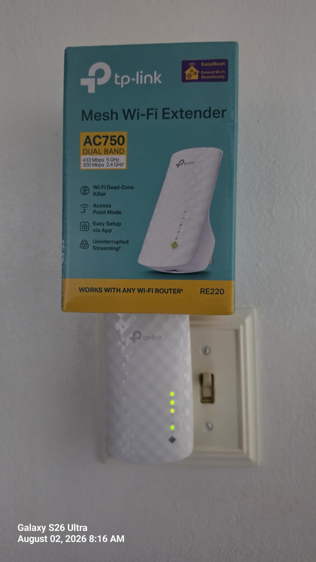 TP-Link WiFi Extender with Ethernet Port, Dual Band 5GHz/2.4GHz, Up to 44% More Bandwidth Than Single Band, Covers Up to 1200 Sq.ft and 30 Devices, Signal Booster Amplifier Supports OneMesh(RE220) customer photo 2