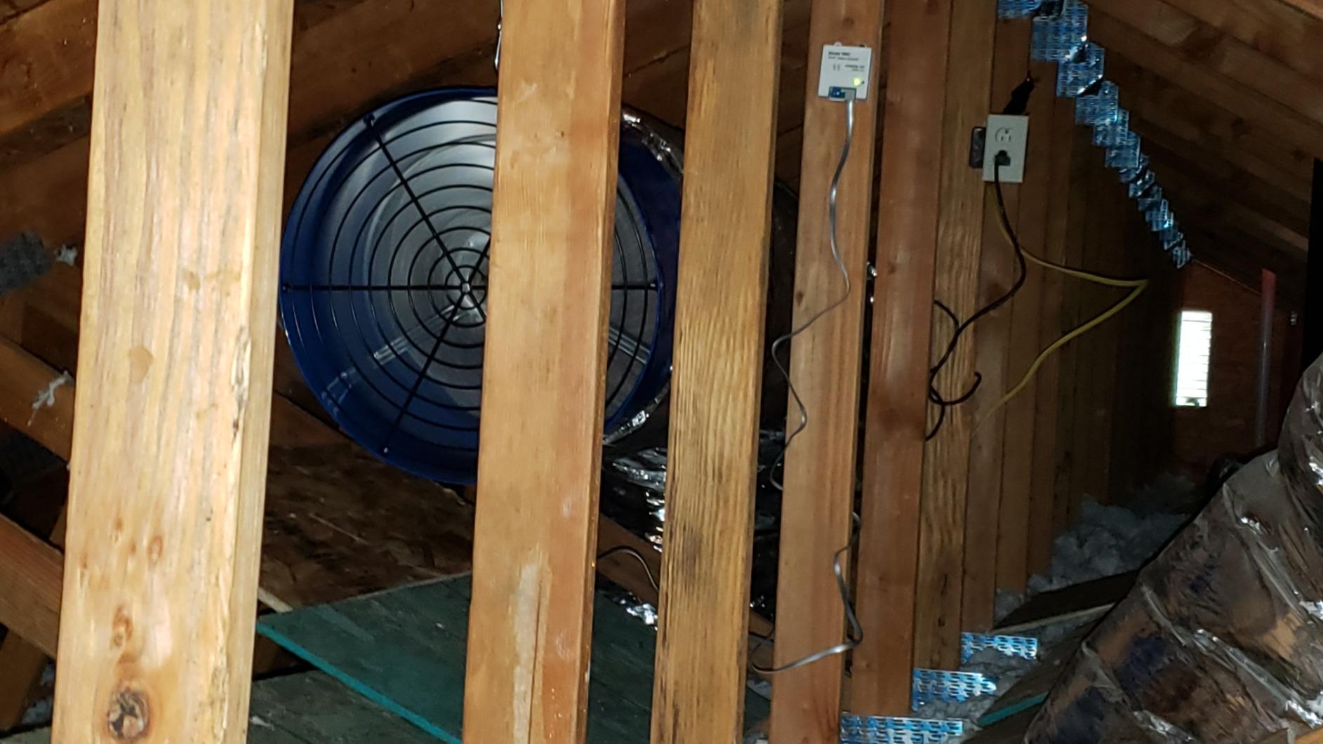 QA-Deluxe 5500 Energy Efficient Whole House Fan 2 Speed Temp/Timer Control customer photo 1