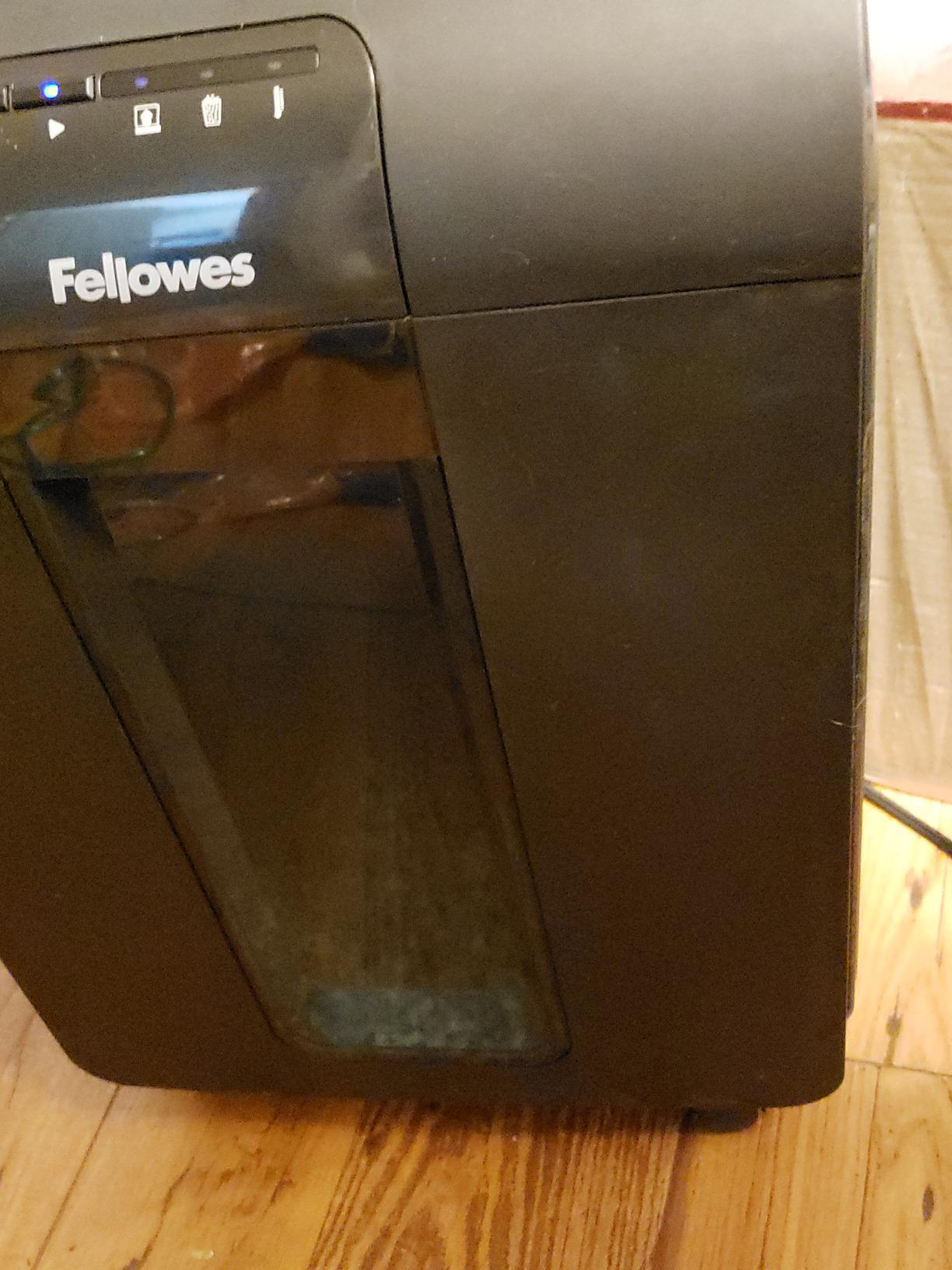 Fellowes AutoMax Micro-Cut 100M Commercial Office Auto Feed 2-in-1 Paper Shredder with 100-Sheet Capacity, Black customer photo 2