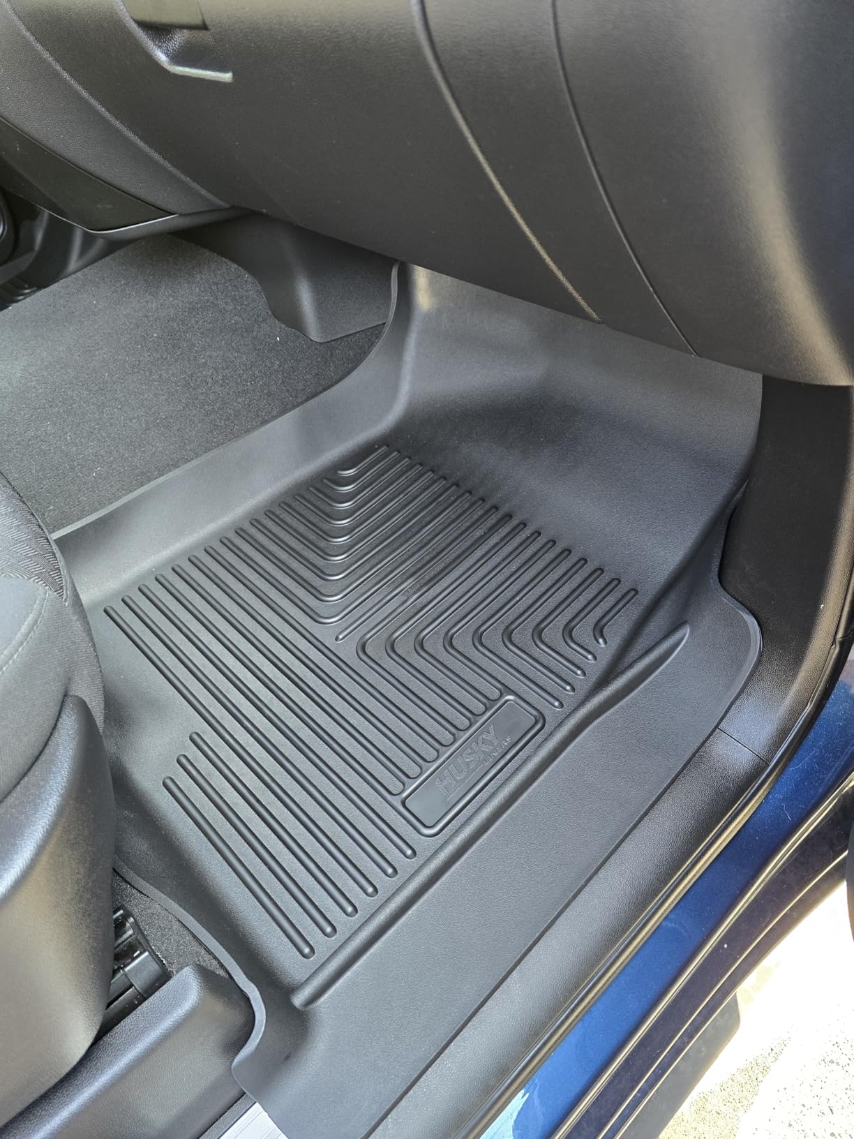 Husky Liners Weatherbeater Floor Mats | Fits 2019 - 2025 Chevrolet Silverado & GMC Sierra 1500; 2020-2025 Silv./Sierra 2500/3500 Crew Cab w/Carpet & Underseat Stg | Front & 2nd Row, 3-pc Black - 94021 customer photo 2