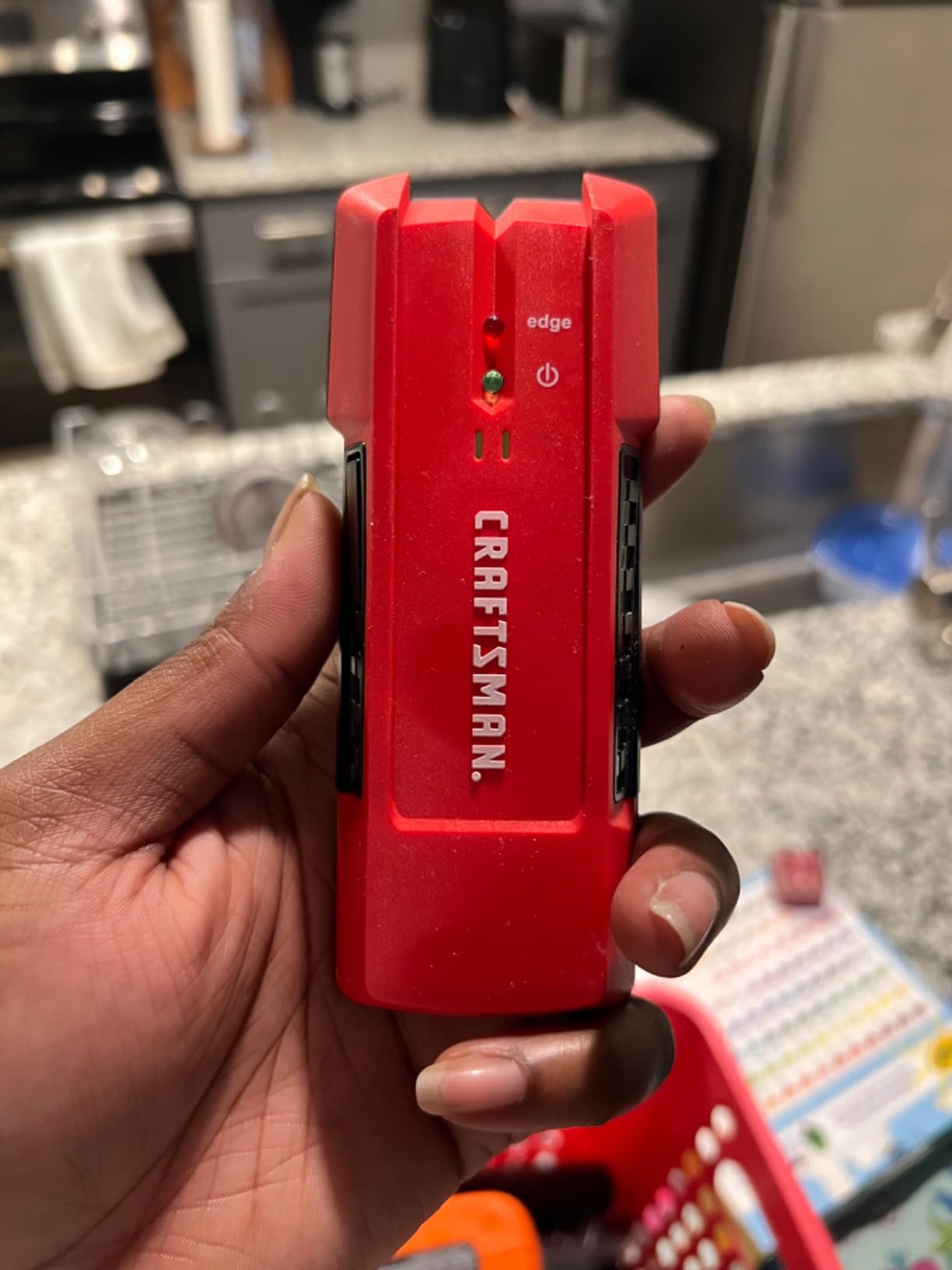 CRAFTSMAN Stud Finder, 3/4-Inch Depth (CMHT77633) customer photo 2