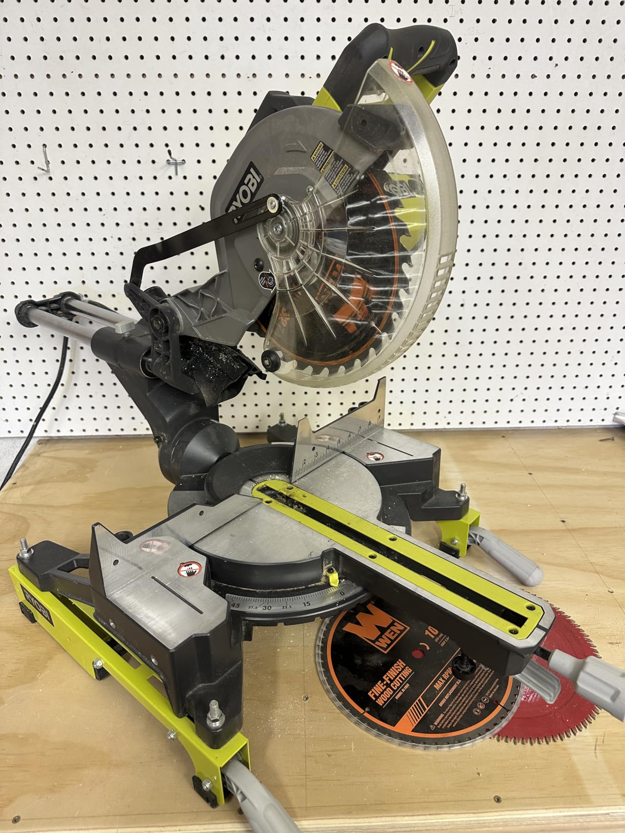 WEN BL1032-2 10-Inch 32-Tooth and 60-Tooth Carbide-Tipped Professional Woodworking Saw Blade Set, Two Pack customer photo 1