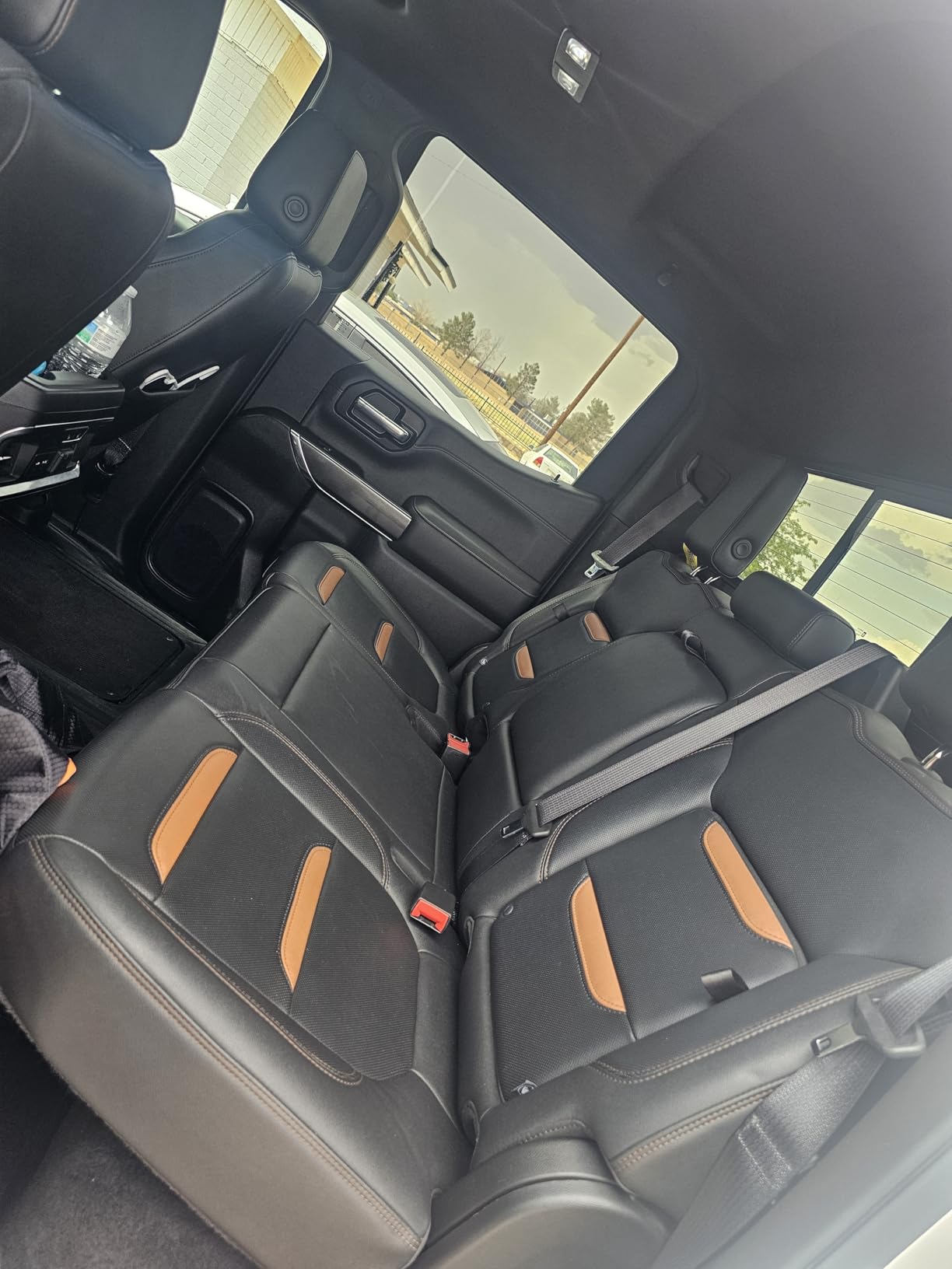 Heavy Duty Back Seat Cover for Truck , 100% Waterproof & Odor-Free Dog Seat Protector for F150 F250 Chevy Silverado Ram Sierra, Scratch-proof Eco-Friendly Back Seat Cover for Dogs, Kids, Tools & Gear customer photo 2