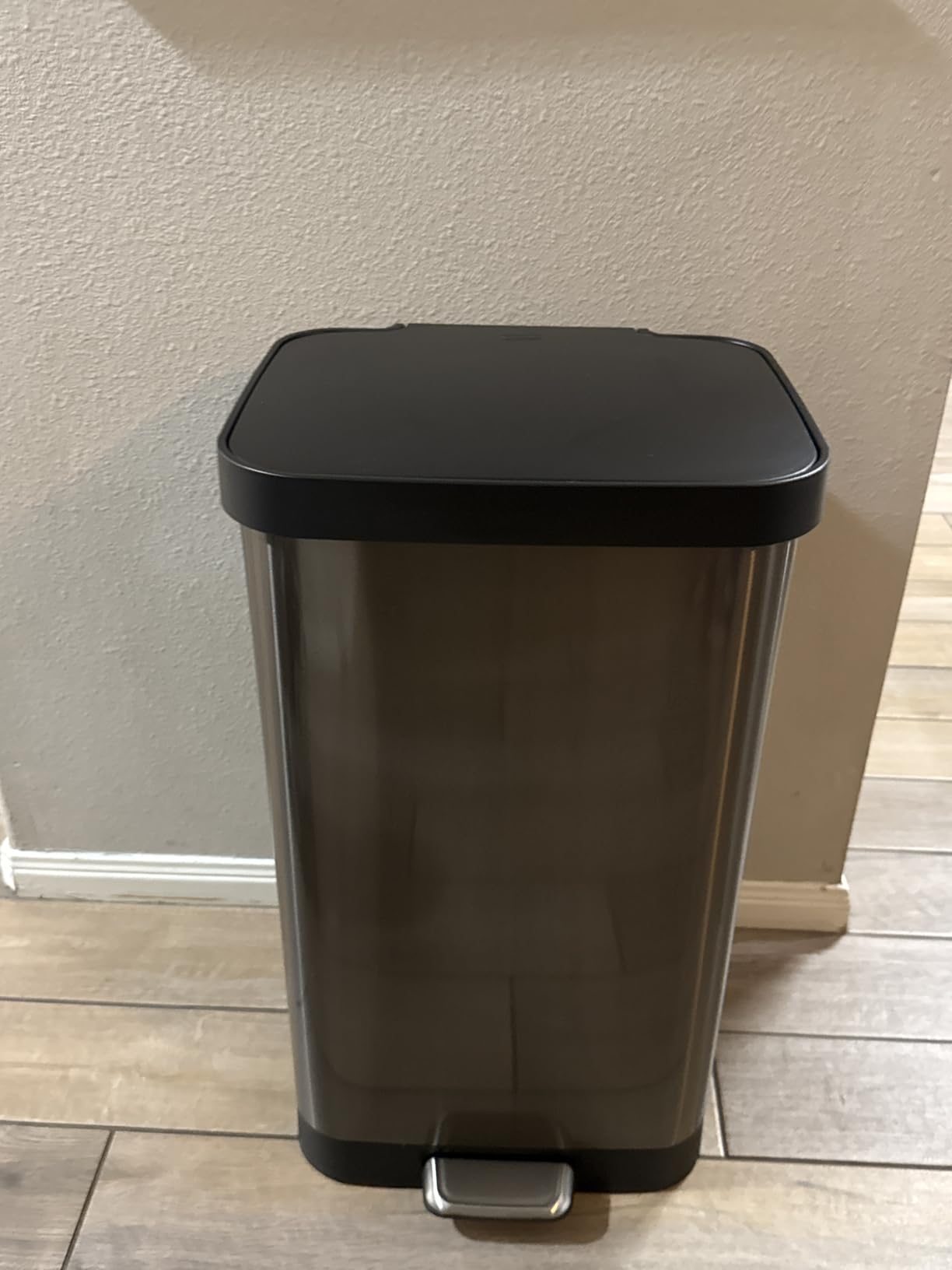 Glad Stainless Steel Trash Can with Clorox Odor Protection, 20 Gal, Pewter customer photo 1