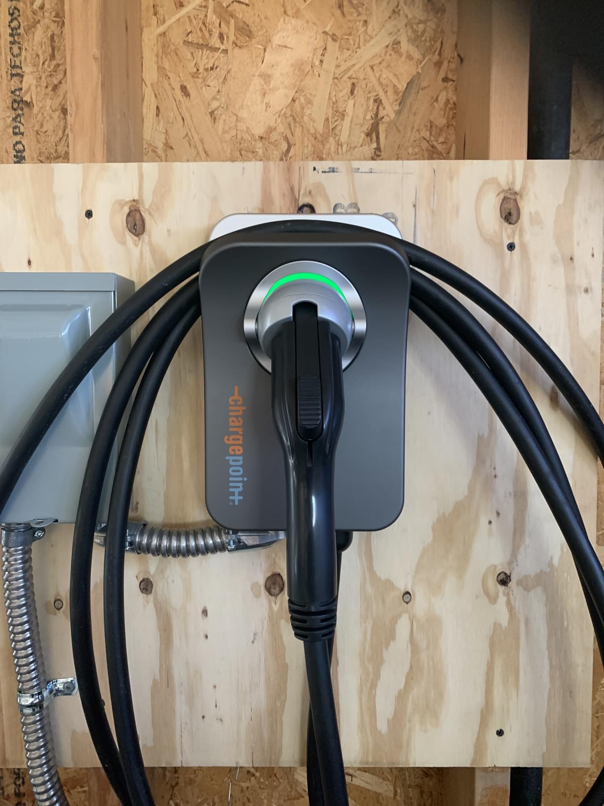 ChargePoint HomeFlex Level 2 EV Charger J1772 - NEMA 14-50 Plug customer photo 1