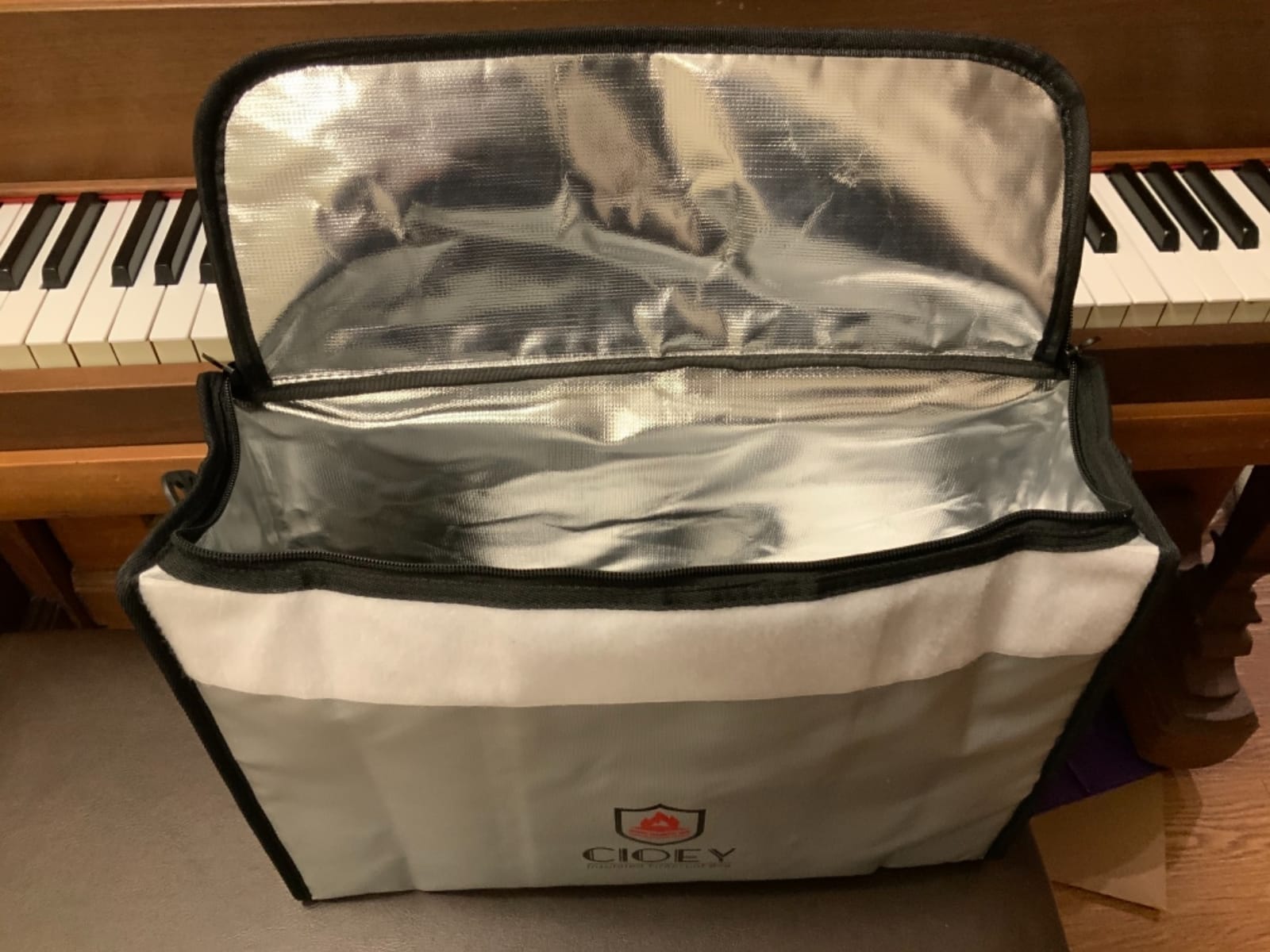 Fireproof Document Bag - Fireproof Box [Thermal Insulated] Fireproof Safety Boxes for Home Large Fireproof Bag Lockable Zipper Fireproof Safe Box Home Safes Fireproof Waterproof Fireproof Money Bag customer photo 2