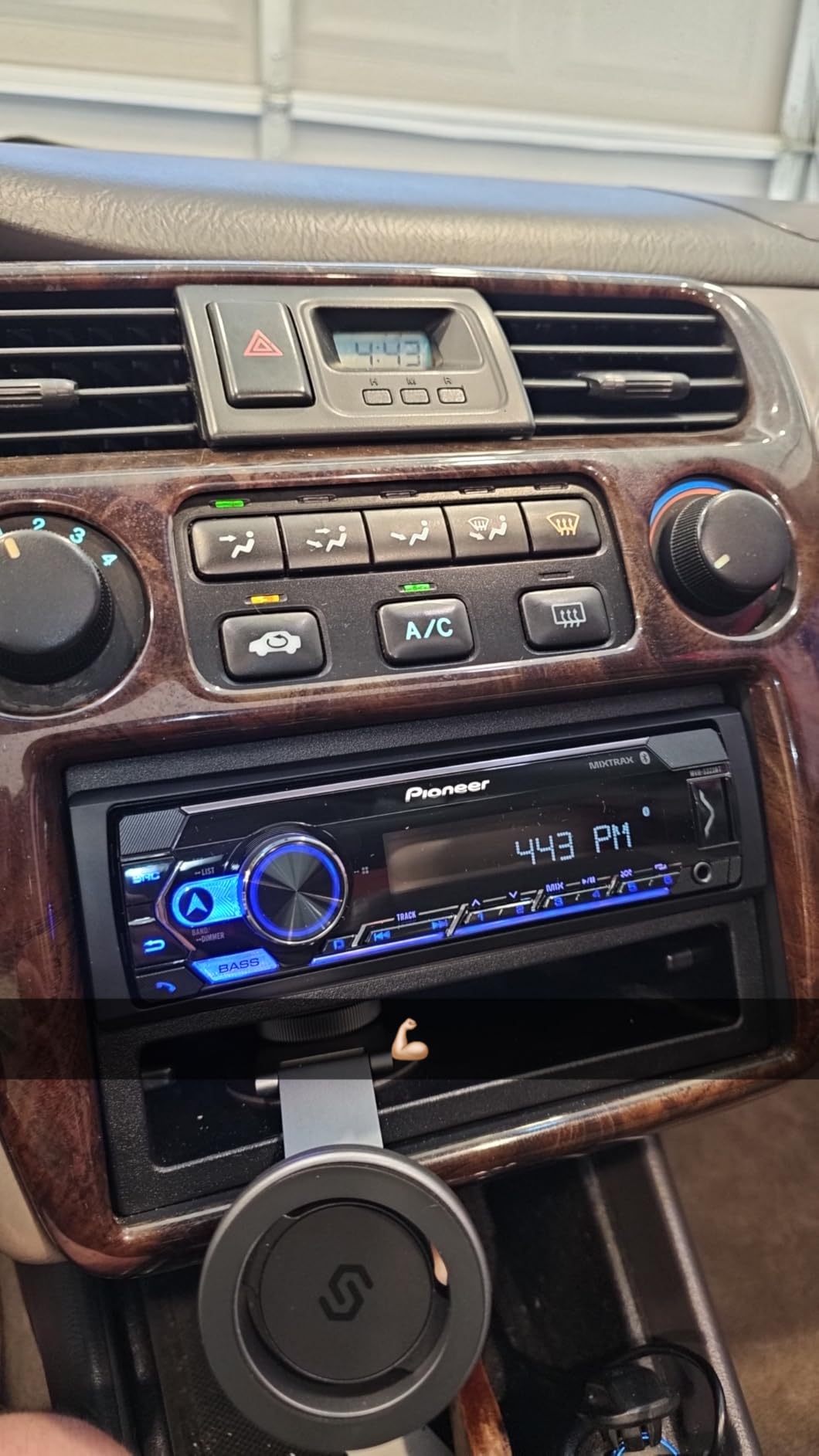 Pioneer MVH-S322BT 1-Din Car Stereo with Bluetooth, USB, AM/FM Radio customer photo 1