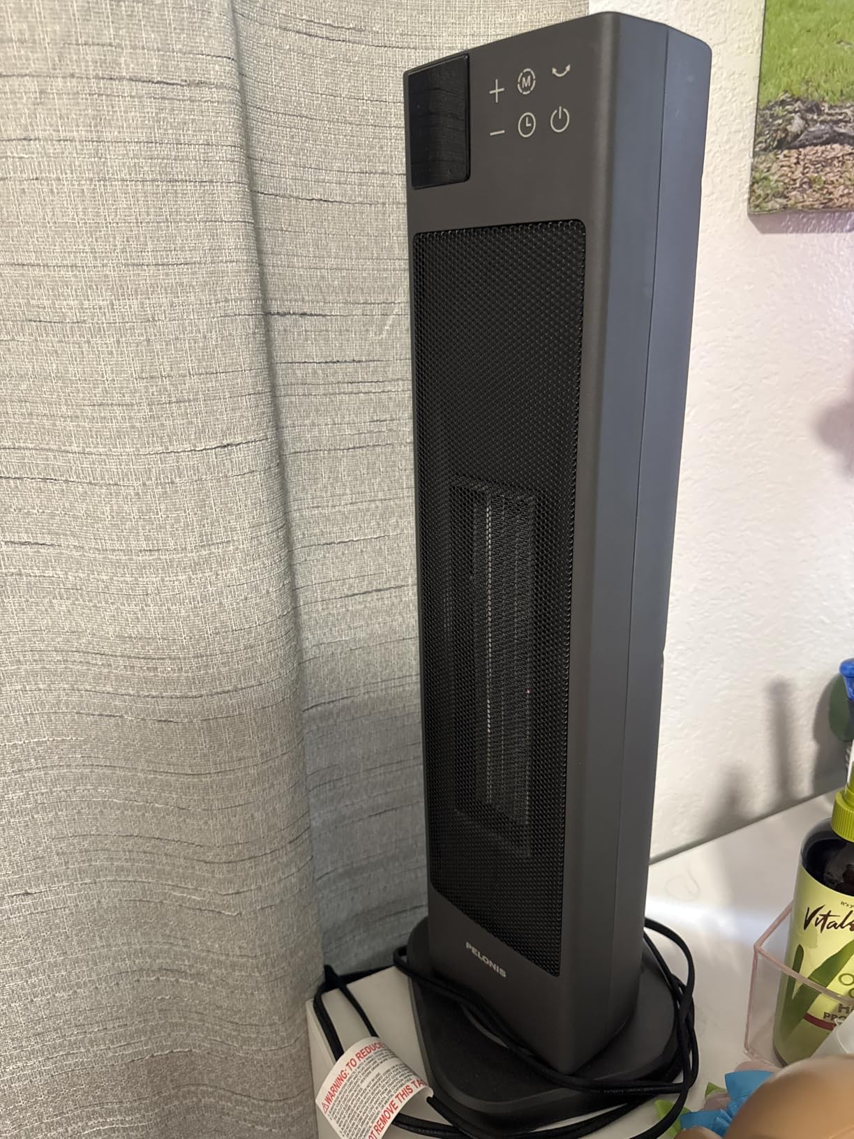PELONIS 23” Oscillating Ceramic Tower Space Heater with Remote & Thermostat, Electric Energy Efficient Floor Heater for Indoor Use Large Room Safe with Timer, ECO Mode, 1500W, White customer photo 1
