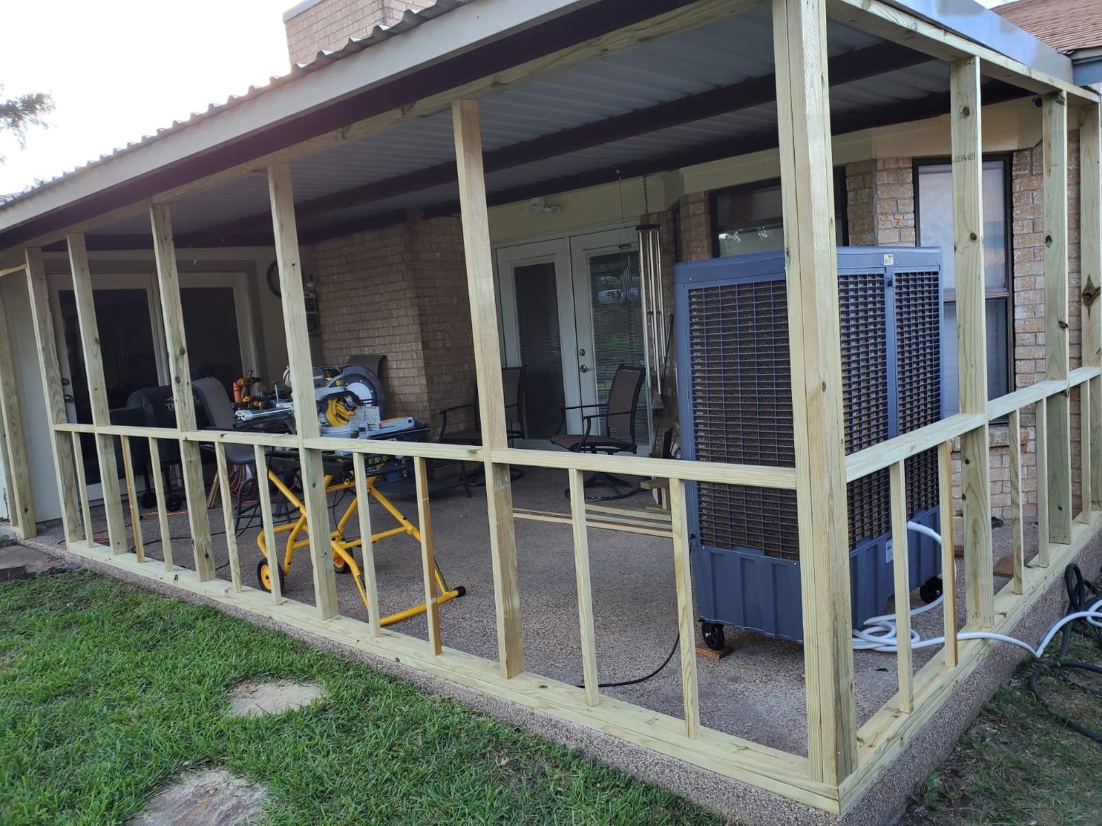Hessaire MC92V Evaporative Cooler 11,000 CFM,Gray customer photo 1