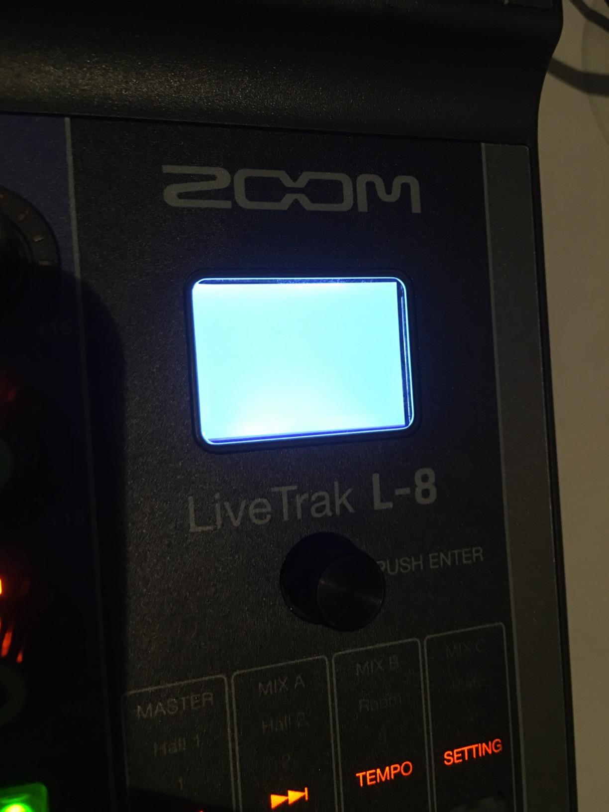 Zoom LiveTrak L-8 Battery Powered Mixer/Recorder for Musicians & Podcasters customer photo 2