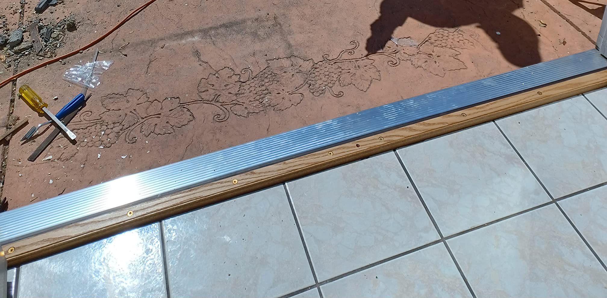 Exterior Inswing Threshold | Oak & Aluminum Adjustable Sill with Wood Base | 5 ¾” Wide | 6 Feet Long | Adjusts from 1 1/8” to 1 ½” High | Brown Aluminum | Primed Wood customer photo 2