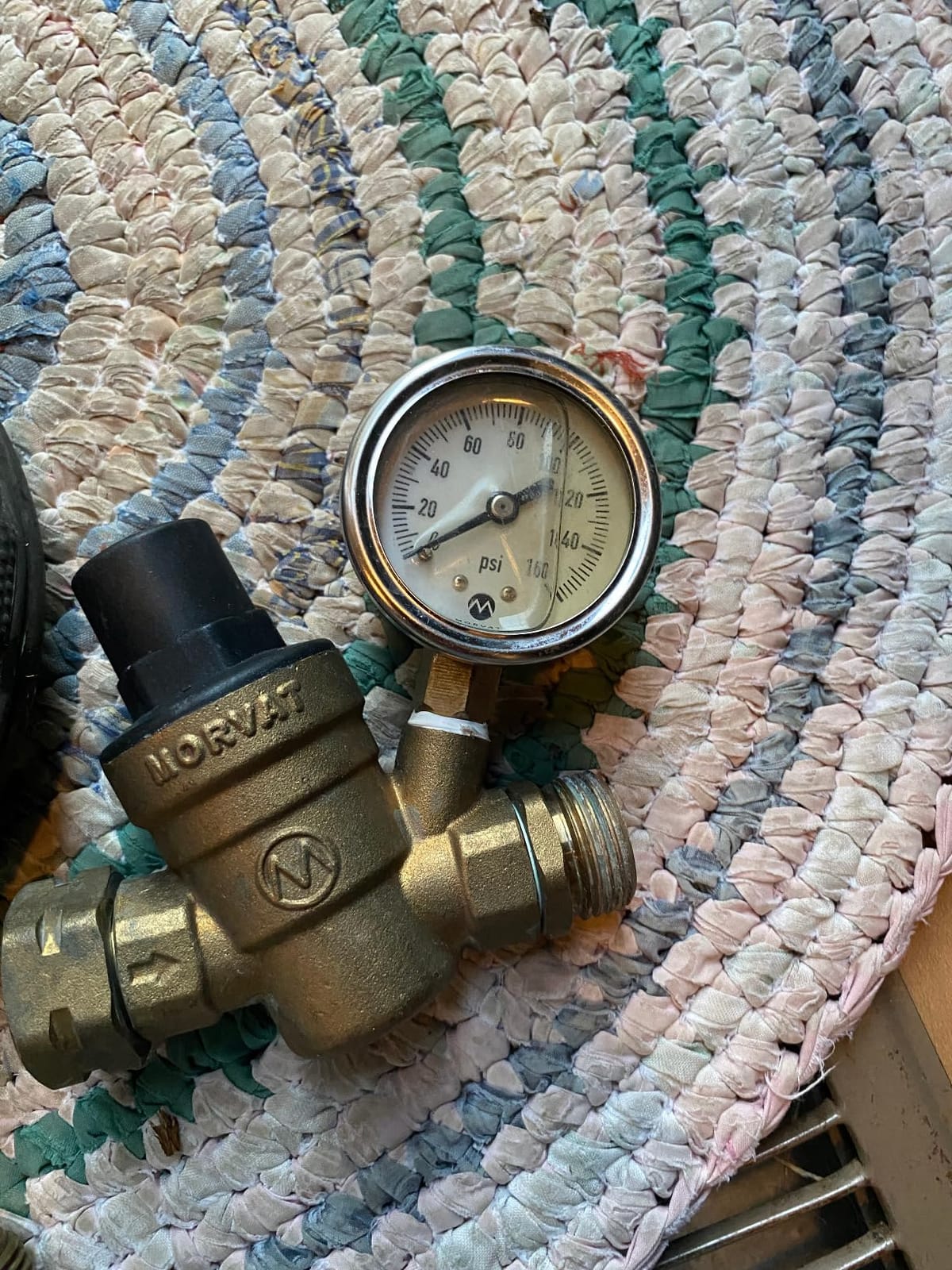 Morvat Premium Lead-Free Brass RV Water Pressure Regulator Adjustable Valve with Oil Filled Gauge for Camper, Includes Screwdriver, Roll Of Teflon Tape & 2 Extra Rubber Washers customer photo 1