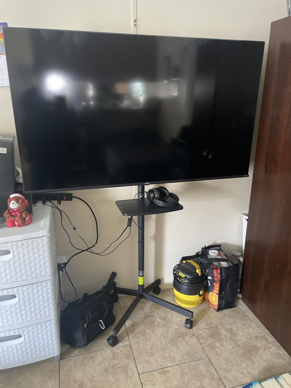 PERLESMITH Rolling TV Stand, Mobile TV Stand for 23-60 Inch LCD LED TVs, Tilt TV Stand Wheels Holds up to 88Lbs, Portable TV Stand for Bedroom with Shelf, Outdoor TV Stand Max VESA 400x400mm PSTVMC06 customer photo 1
