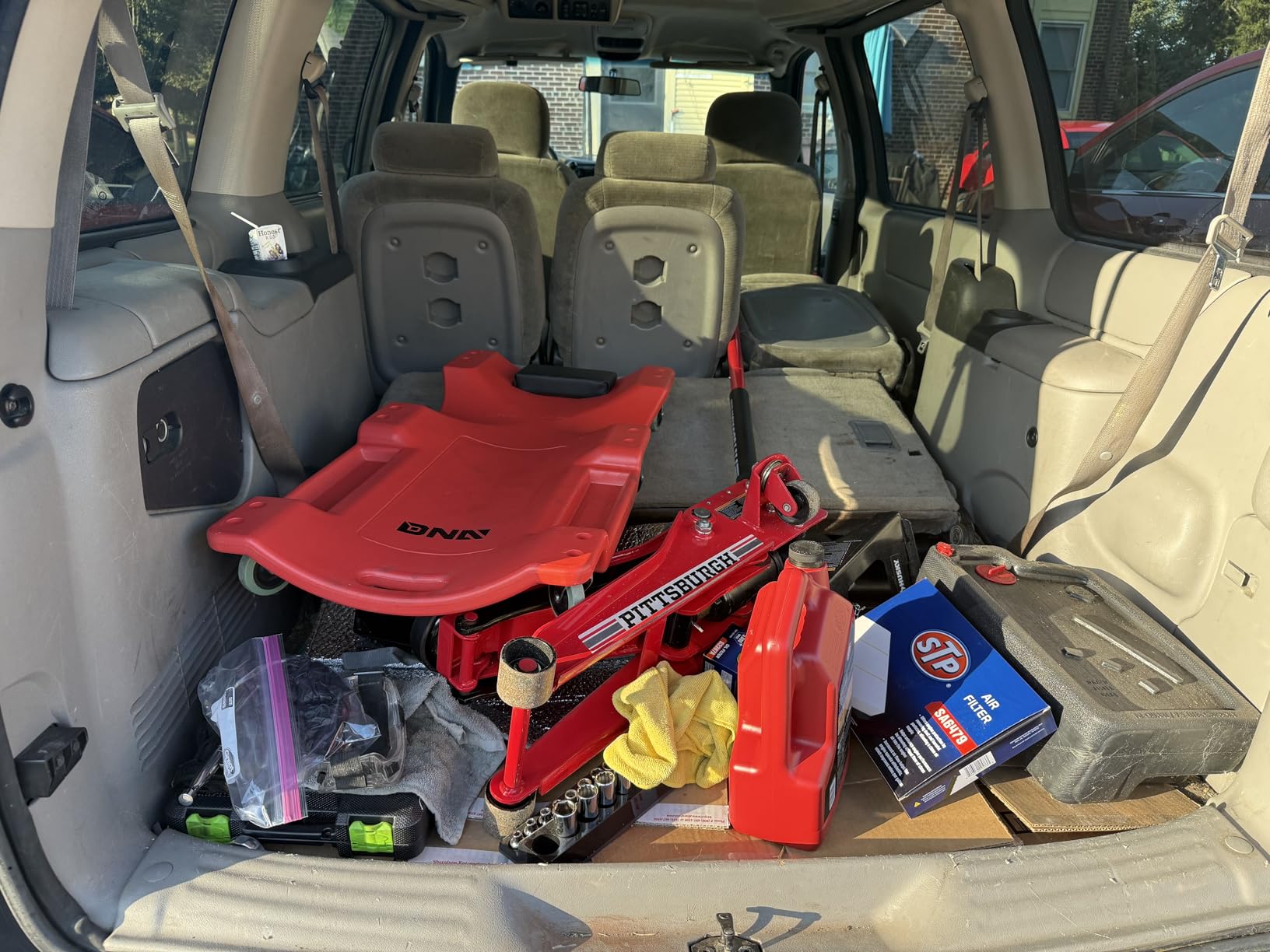 DNA MOTORING 40 Inch Mechanic Creeper, Blow Molded Low Profile Rolling Garage Creeper, w/Padded Headrest, Dual Tool Trays, 350lbs Capacity, Red, TOOLS-00005 customer photo 2