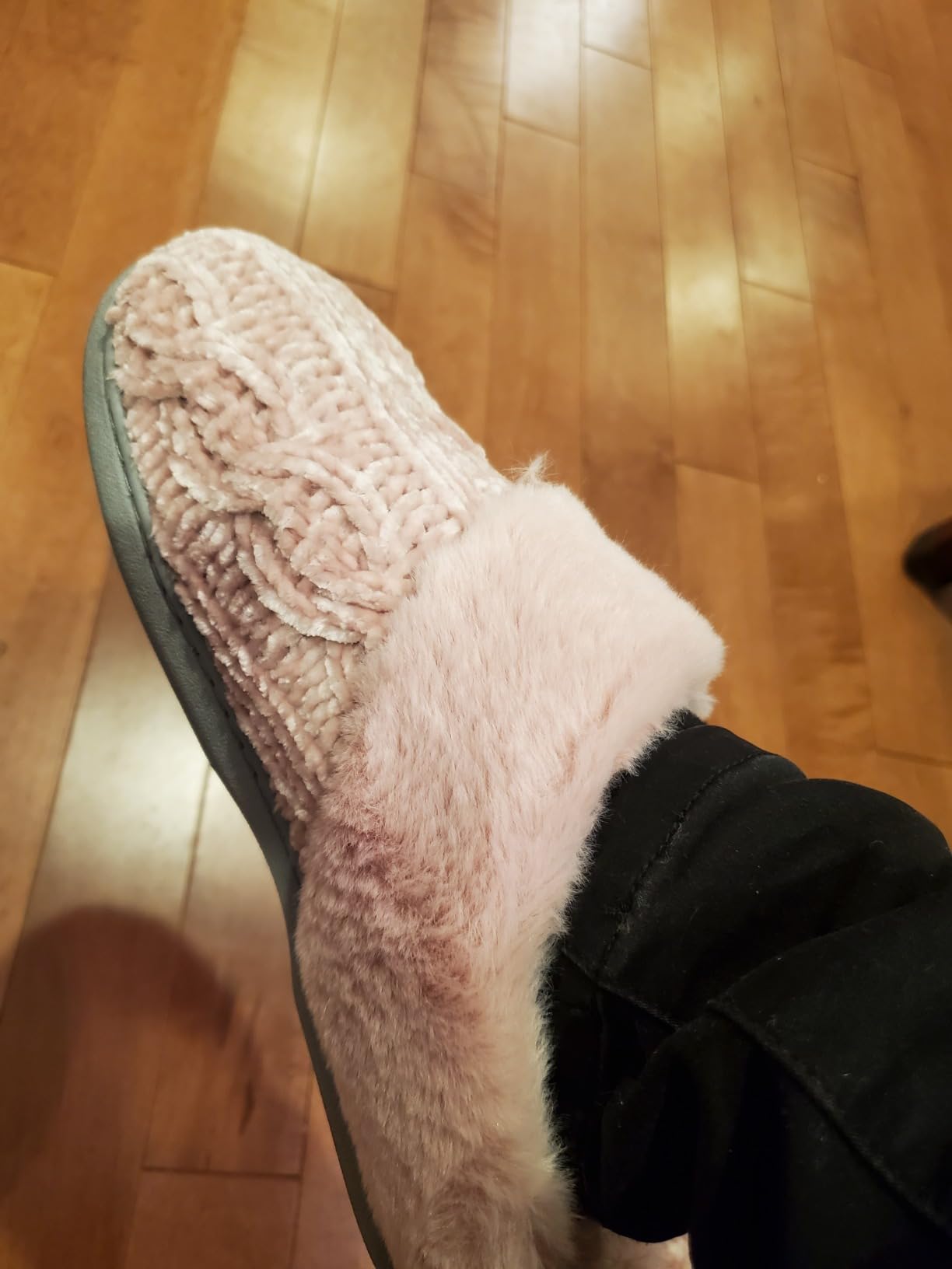 Dearfoams Women's Claire Clog House Shoes Memory Foam Indoor House Slippers with Wide Widths customer photo 1