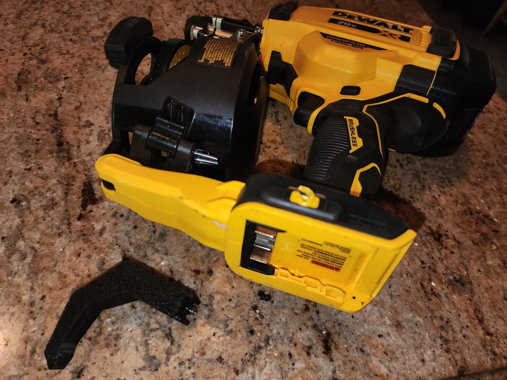DeWalt 20V MAX 15 Degree Coil Battery Powered Roofing Nailer customer photo 2
