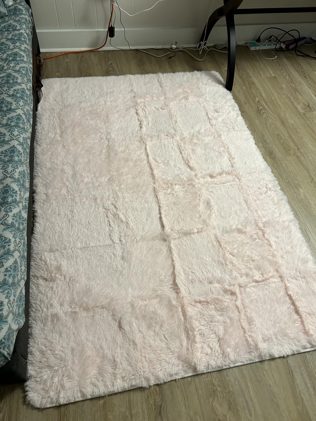 Amdrebio Light Pink Fluffy Fuzzy Area Rug 4x6 for Girls Bedroom Kids Room customer photo 2
