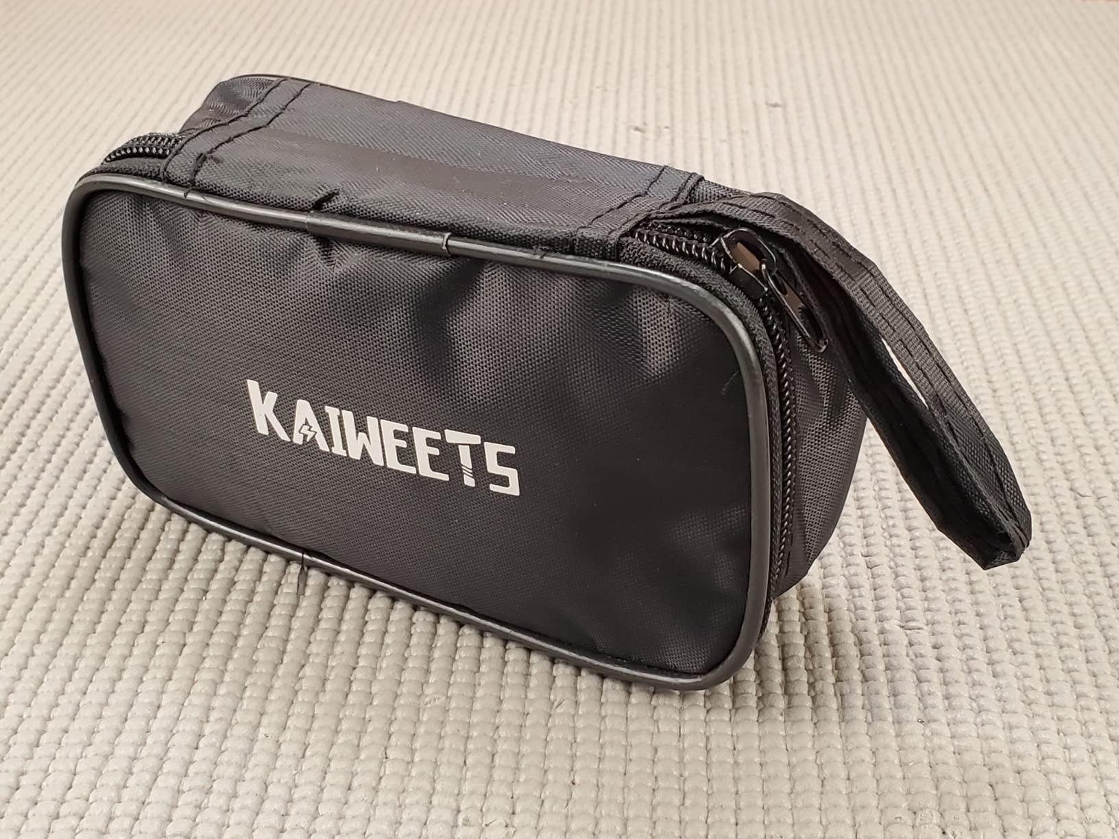 KAIWEETS Digital Multimeter Voltmeter with Case for Car Batterry Test DIY customer photo 1
