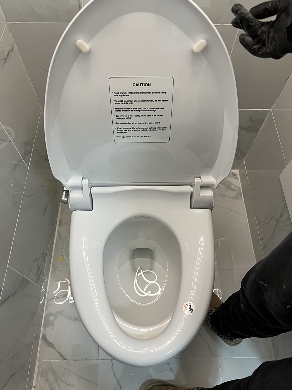 DeerValley Compact One-Piece Toilet 1.28 GPF Single Flush Fully Skirted Bowl with Soft-Close Seat White Space-Saving Elongated Toilets for Small Bathrooms customer photo 2