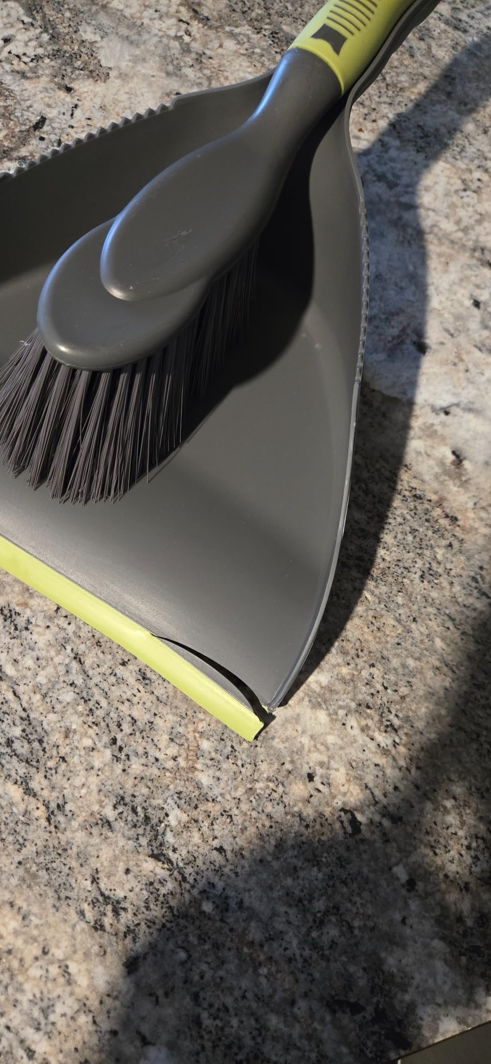 WDDBHSKN Dust pan Broom Dustpan Brush - Dust Pans with Brush, Dustpan and Brush Set, Handheld Broom and Dustpan Set are Used to Clean Kitchens, Floors, Tables, and Animal Cages. customer photo 2