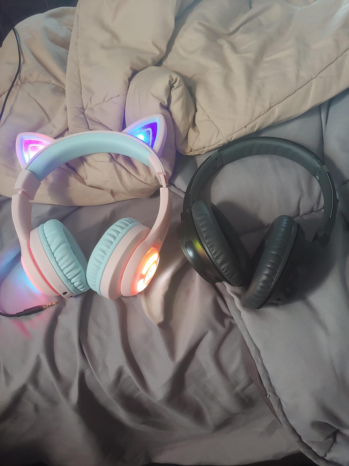 Cat Ear Bluetooth Headphones by iClever customer photo 2
