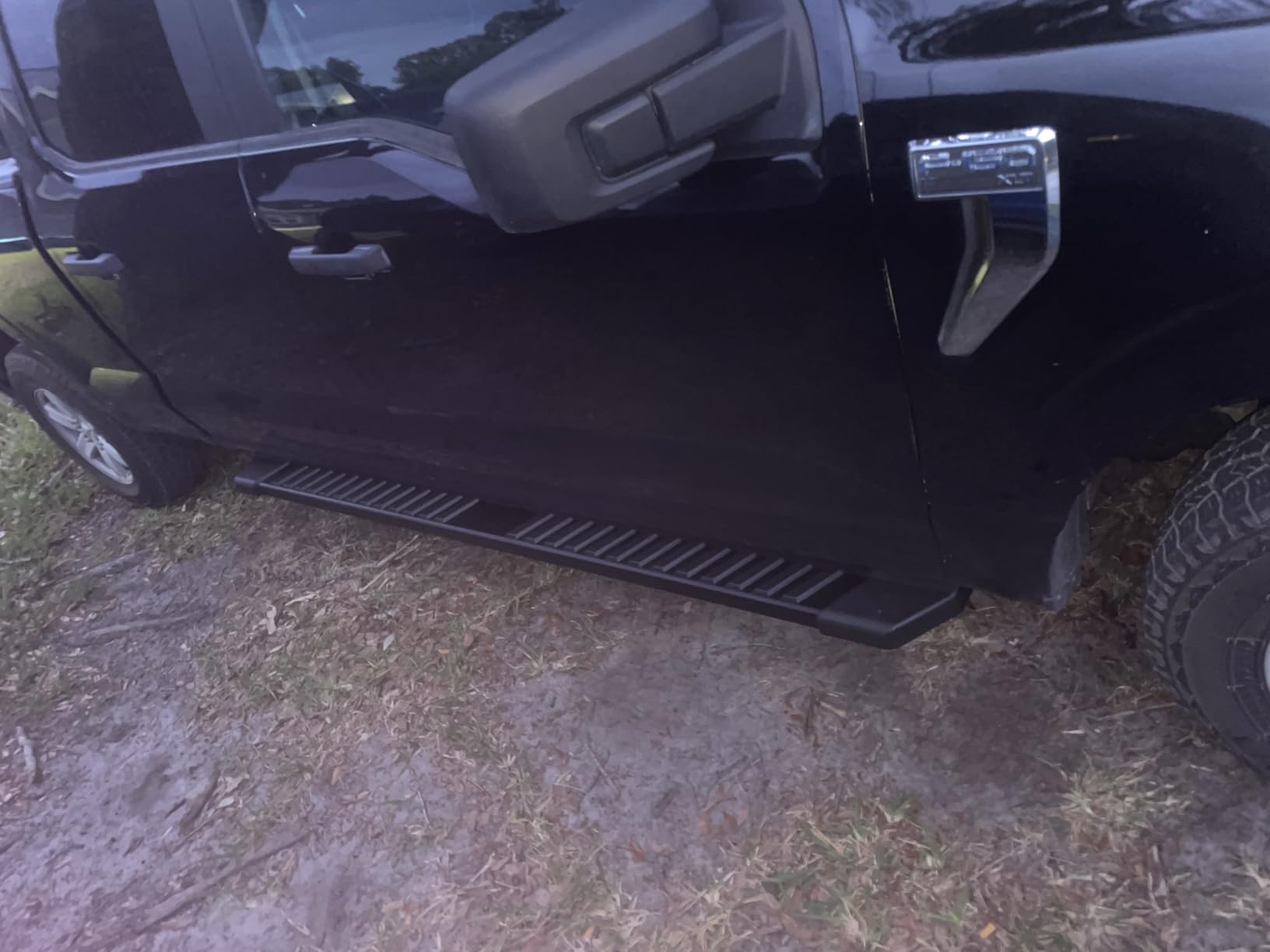 COMNOVA Pair Running Board Nerf Bar Compatible with 15-26 Ford F150 Superduty Crew Cab（4 Full Size Doors） Rocker Slider Side Steps,Width 6 Inches V Style.with OE Style Brackets customer photo 2