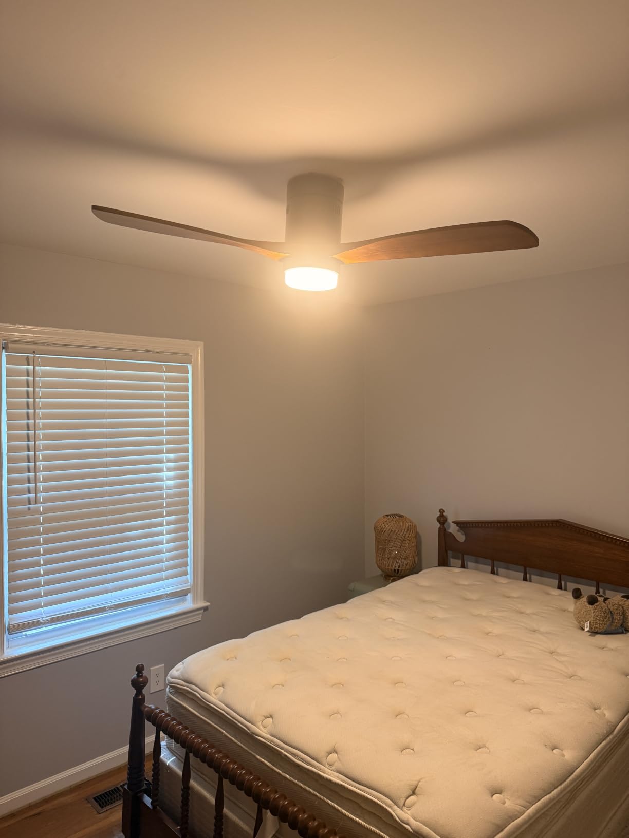 Sofucor 52 Inch Wood Ceiling Fans with Lights and Remote, Low Profile customer photo 2