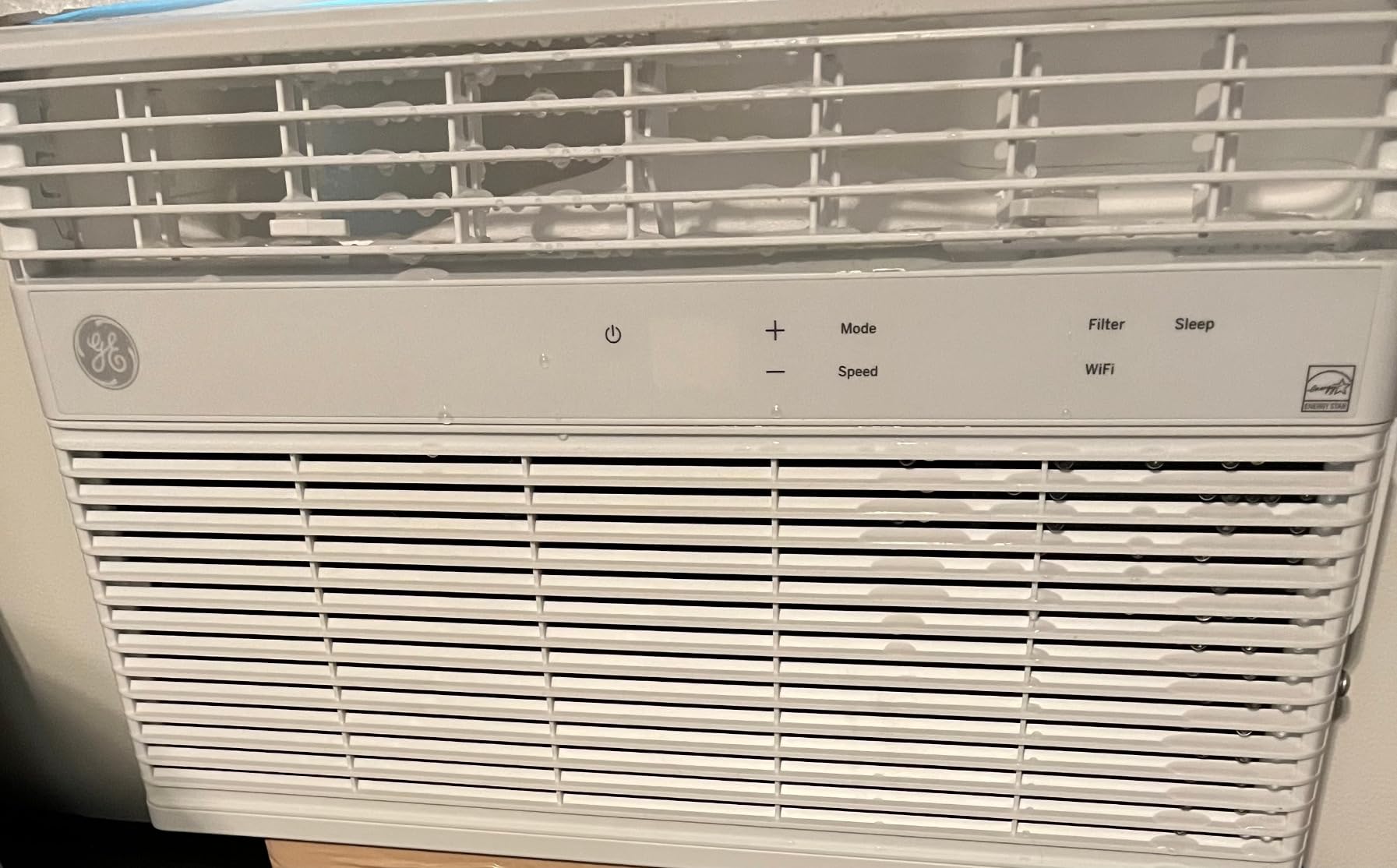 GE Window Air Conditioner 8000 BTU, Wi-Fi Enabled, Energy-Efficient Cooling for Medium Rooms, 8K BTU Window AC Unit with Easy Install Kit, Control Using Remote or Smartphone App customer photo 2
