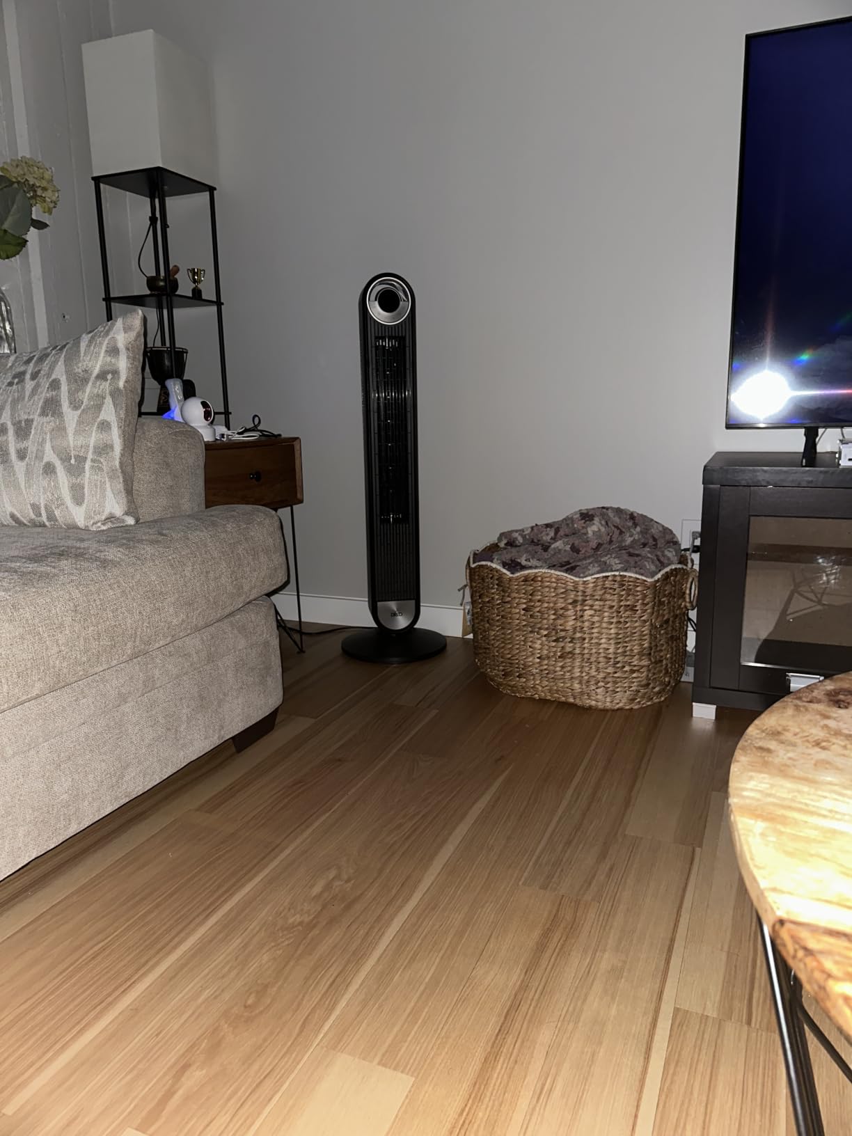 DREO Tower Fan for Bedroom, Upgraded DC 28ft/s Velocity, 9 Speeds customer photo 1