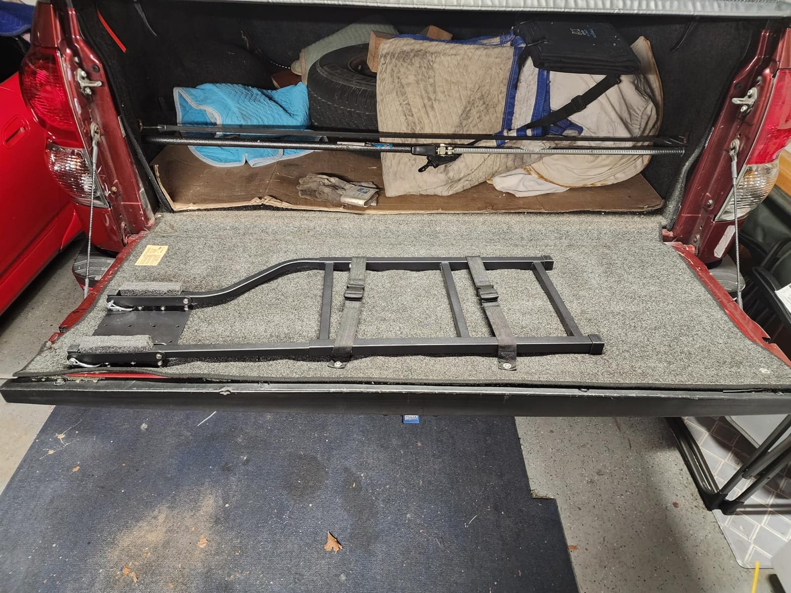 Tailgate Ladder Pickup Truck Accessories Universal Extension Step Ladder with Stainless Steel Self Drilling Hex Screws customer photo 2